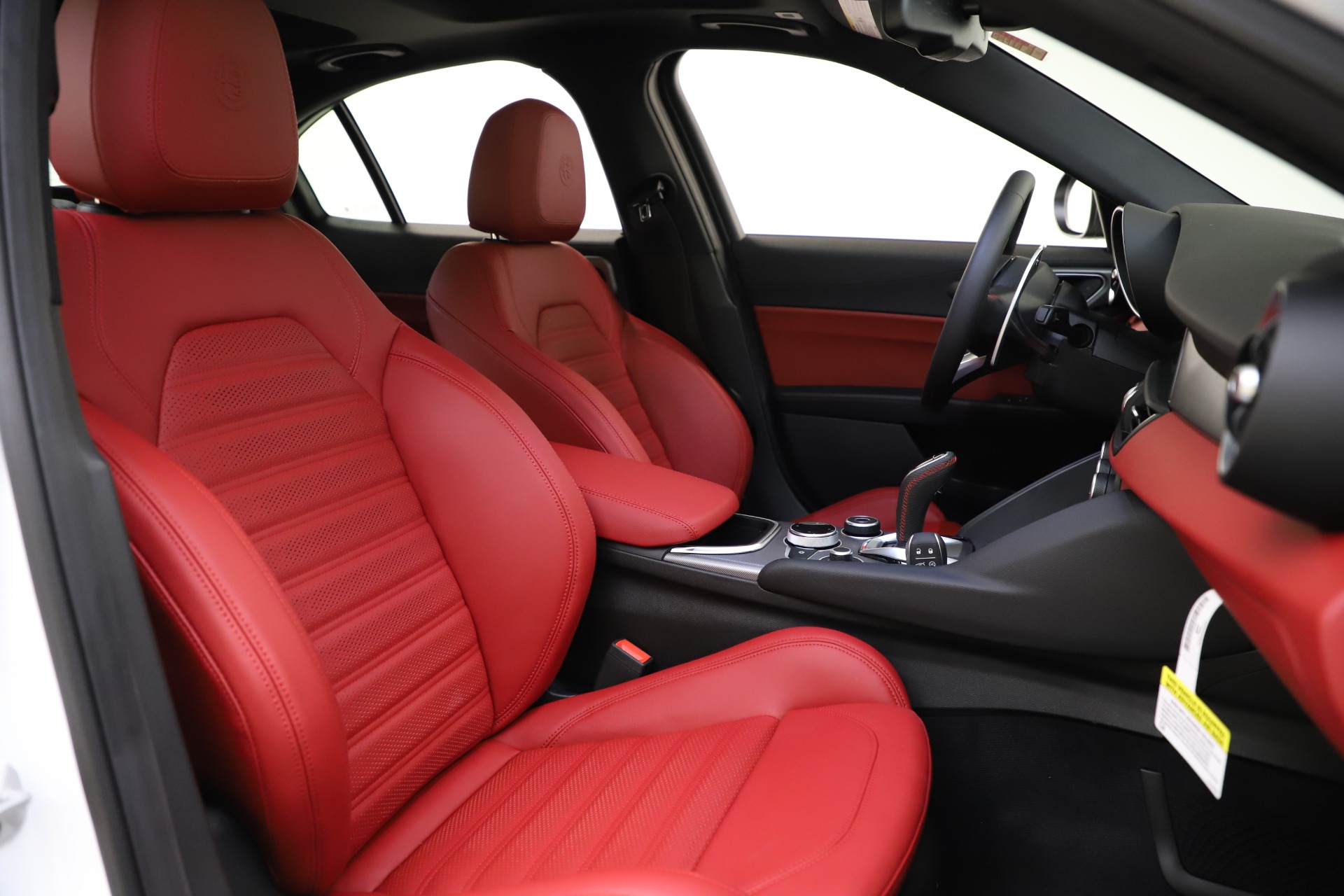 New 2020 Alfa Romeo Giulia Ti Sport Q4 | St. Petersburg, FL