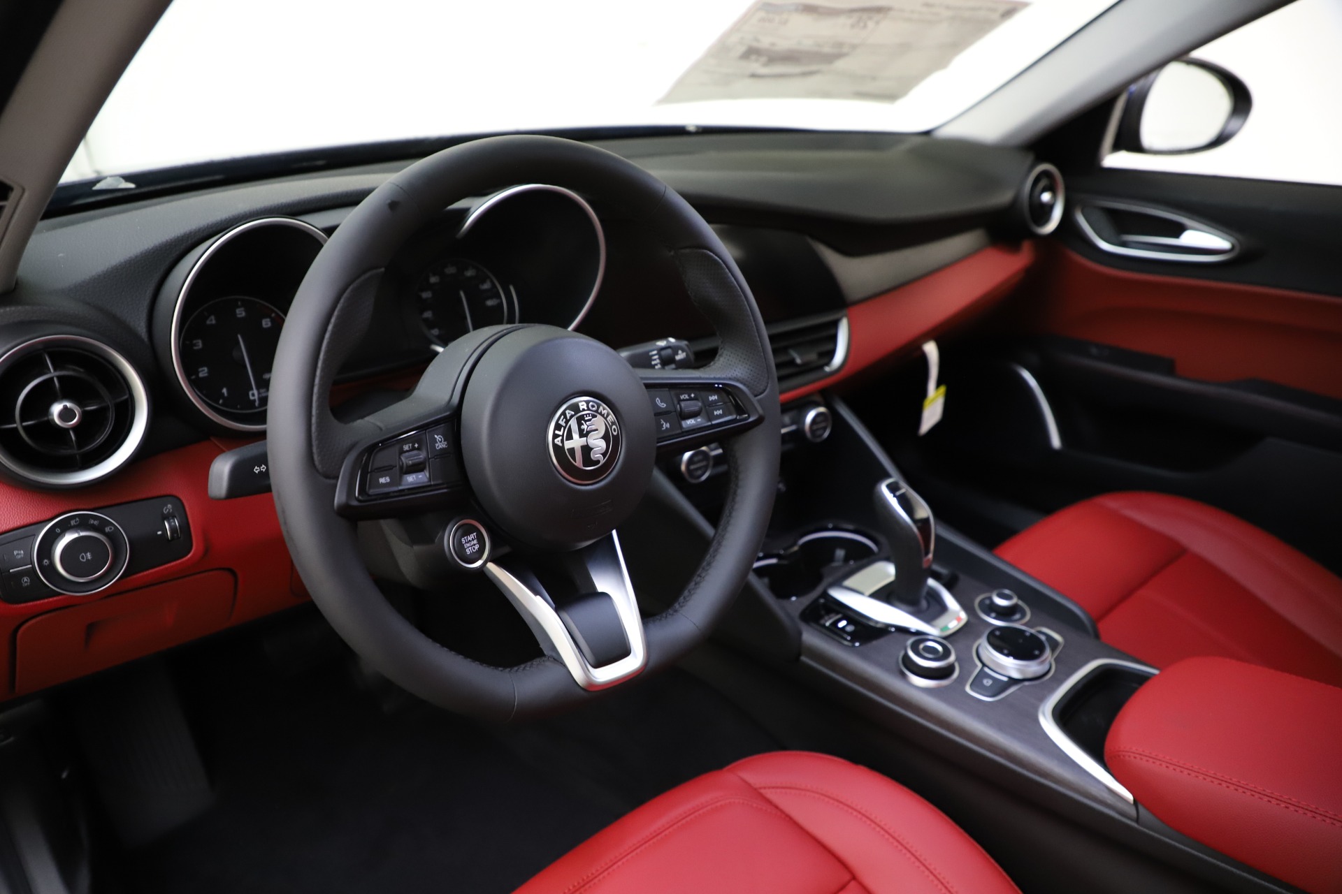 New 2020 Alfa Romeo Giulia Ti Q4 | St. Petersburg, FL