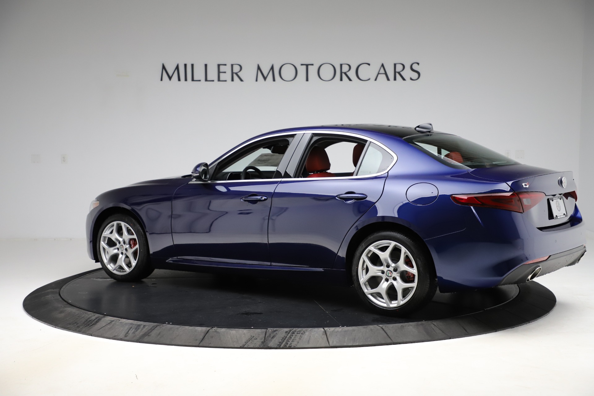 New 2020 Alfa Romeo Giulia Ti Q4 | St. Petersburg, FL