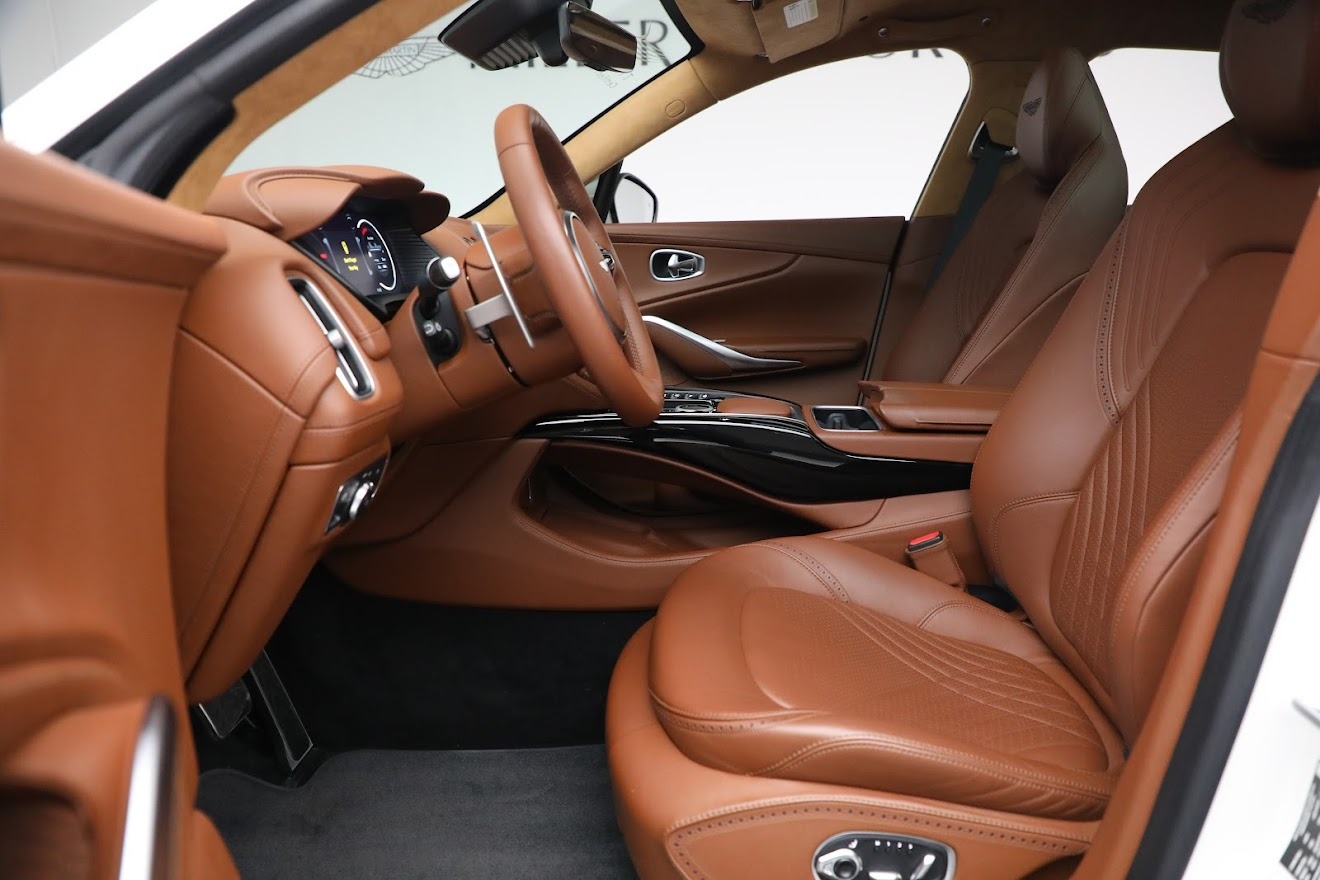 New 2021 Aston Martin DBX | St. Petersburg, FL