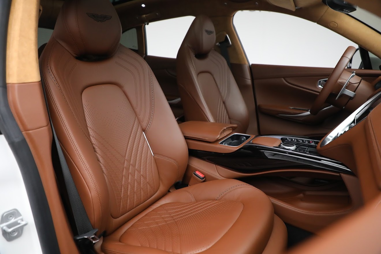 New 2021 Aston Martin DBX | St. Petersburg, FL