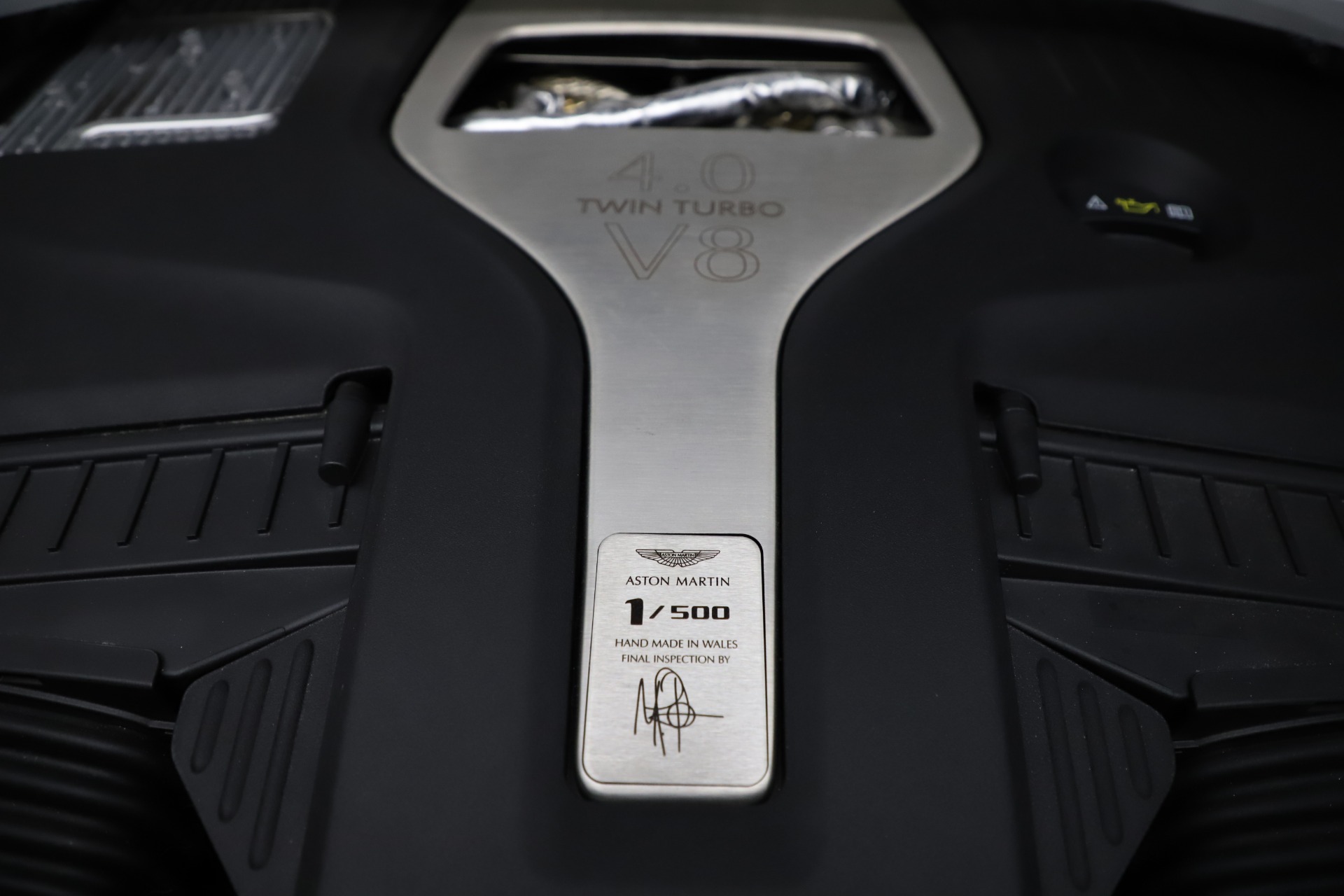 New 2021 Aston Martin DBX | St. Petersburg, FL