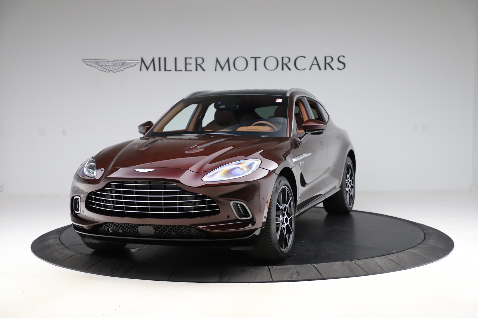 New 2021 Aston Martin DBX | St. Petersburg, FL