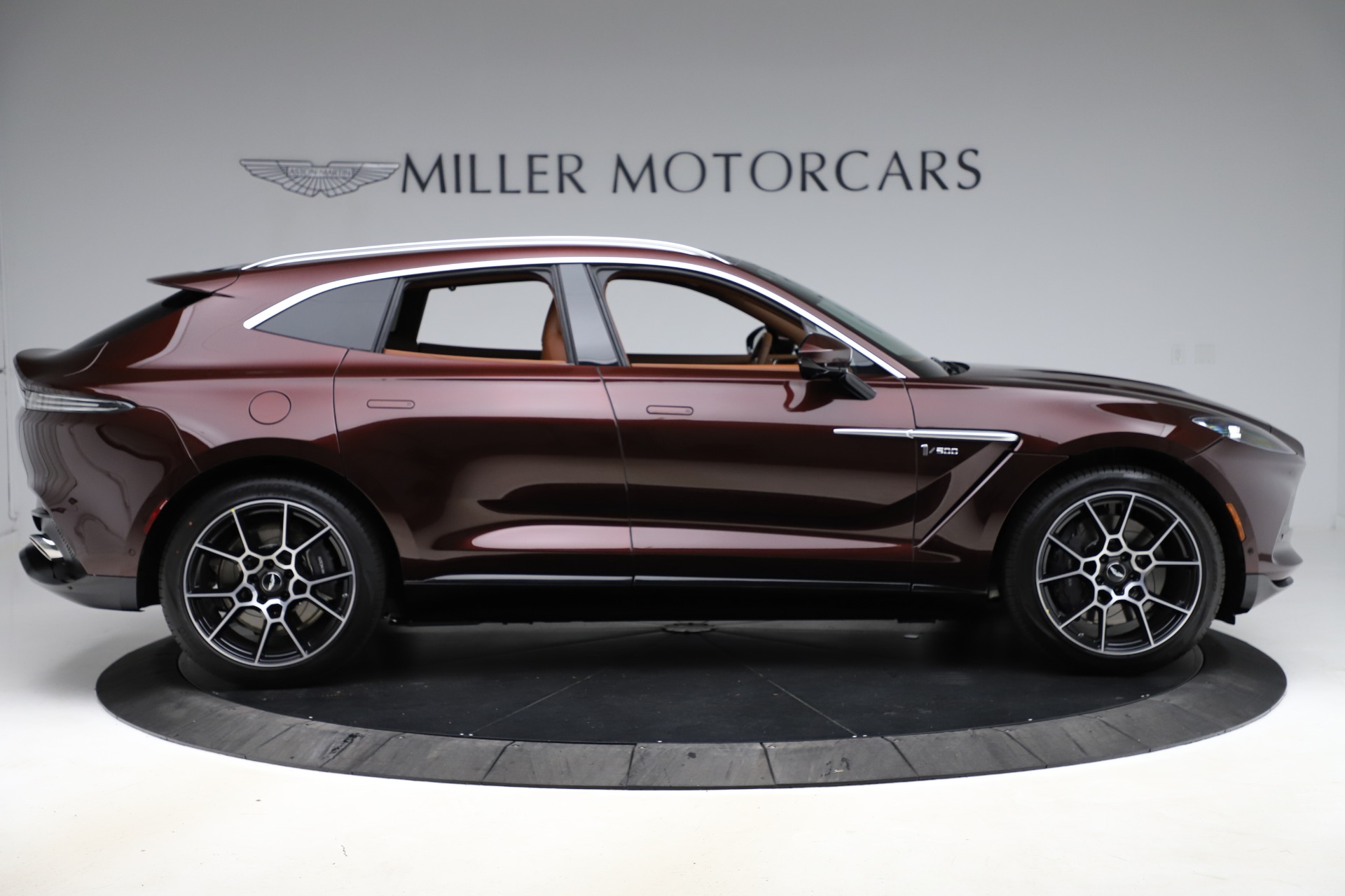 New 2021 Aston Martin DBX | St. Petersburg, FL