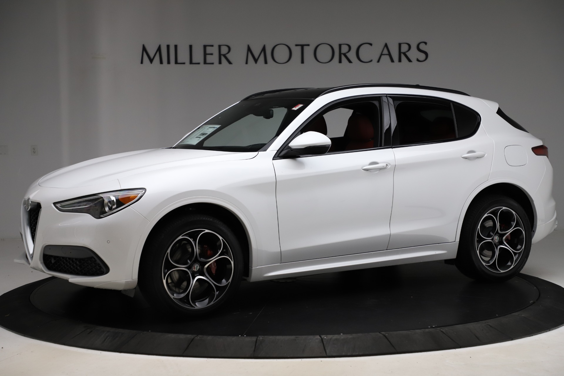 New 2020 Alfa Romeo Stelvio Ti Sport Q4 | St. Petersburg, FL
