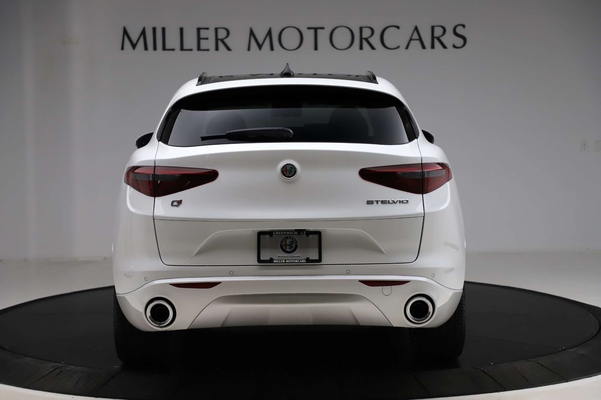 New 2020 Alfa Romeo Stelvio Ti Sport Q4 | St. Petersburg, FL