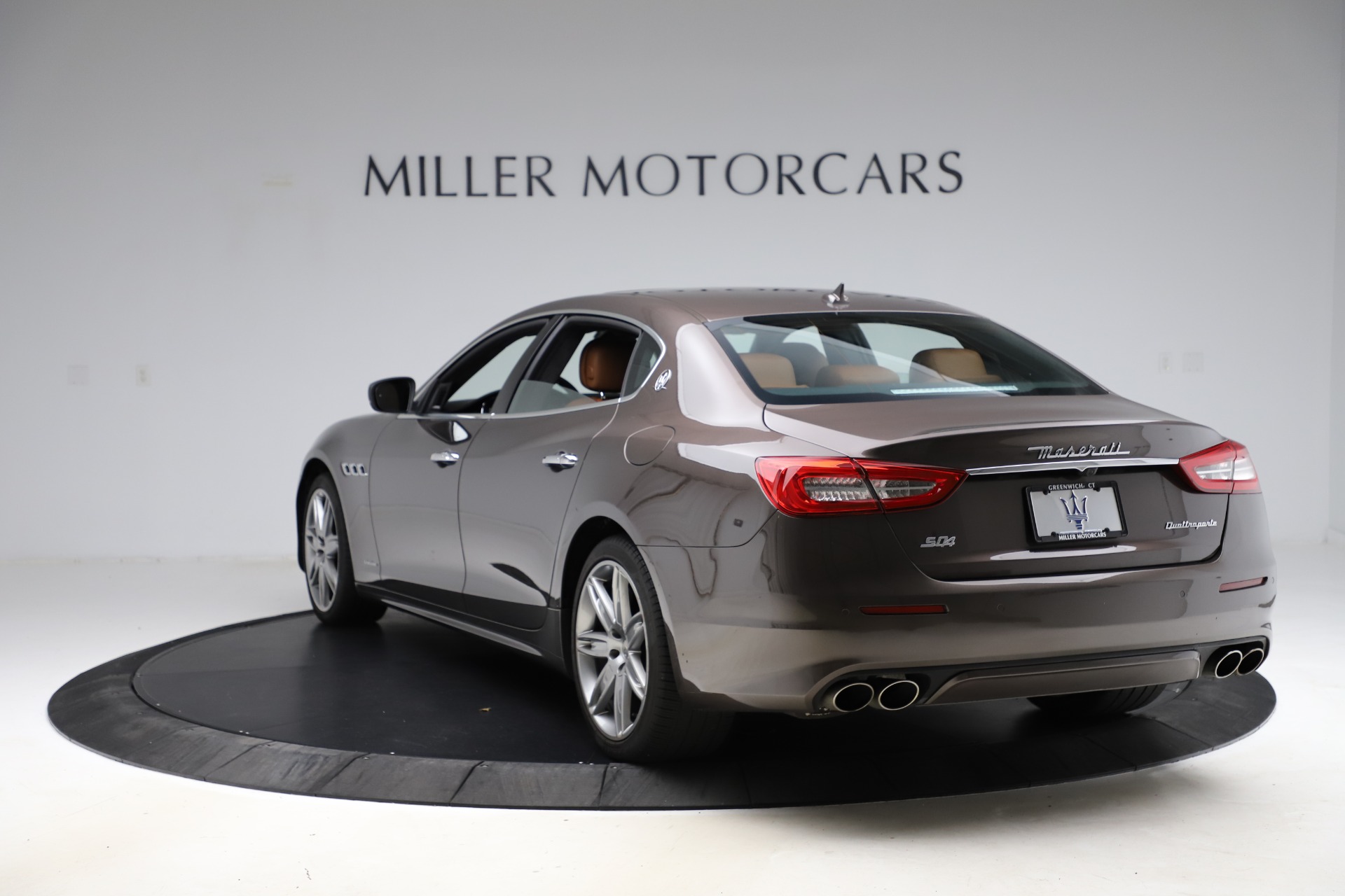 Used 2018 Maserati Quattroporte S Q4 GranLusso | St. Petersburg, FL