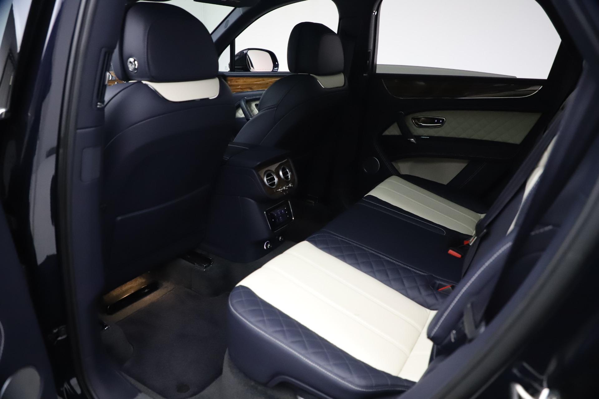 Used 2018 Bentley Bentayga W12 Signature Edition | St. Petersburg, FL
