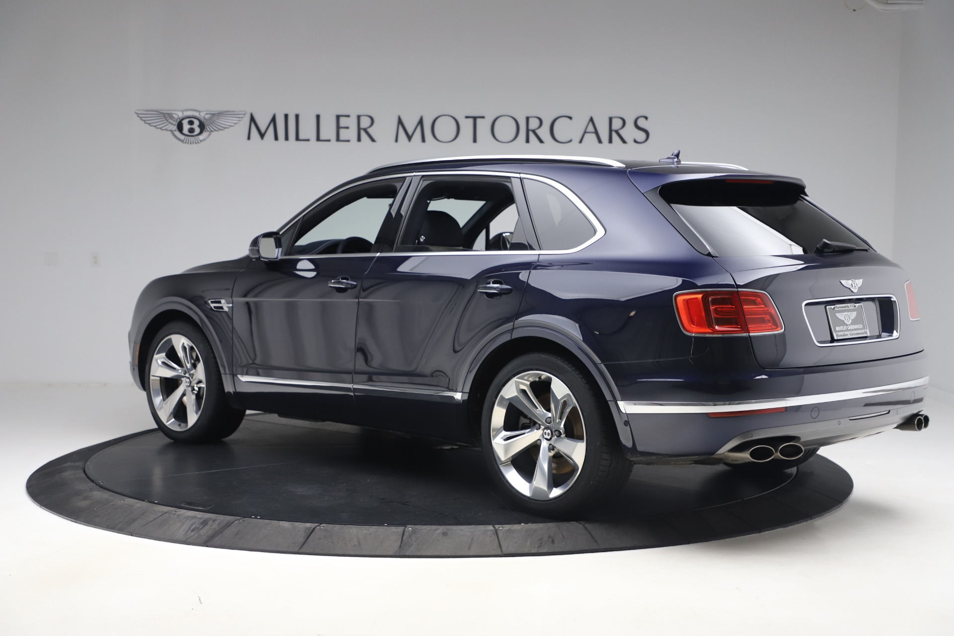 Used 2018 Bentley Bentayga W12 Signature Edition | St. Petersburg, FL