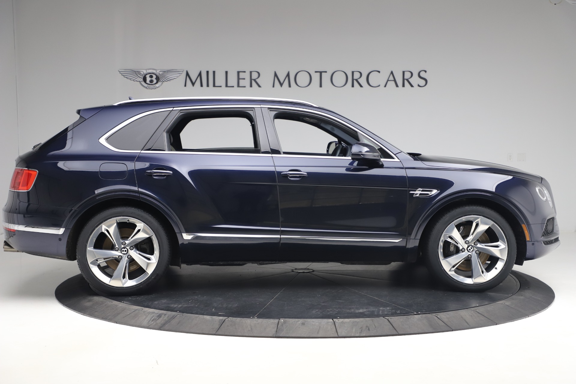 Used 2018 Bentley Bentayga W12 Signature Edition | St. Petersburg, FL