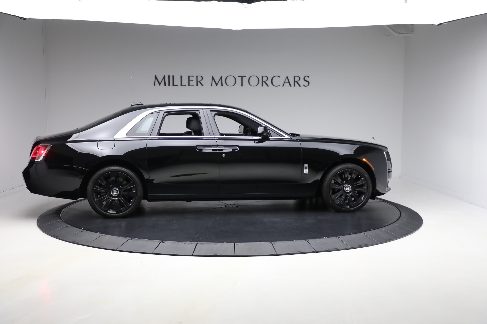 New 2021 Rolls-Royce Ghost | St. Petersburg, FL