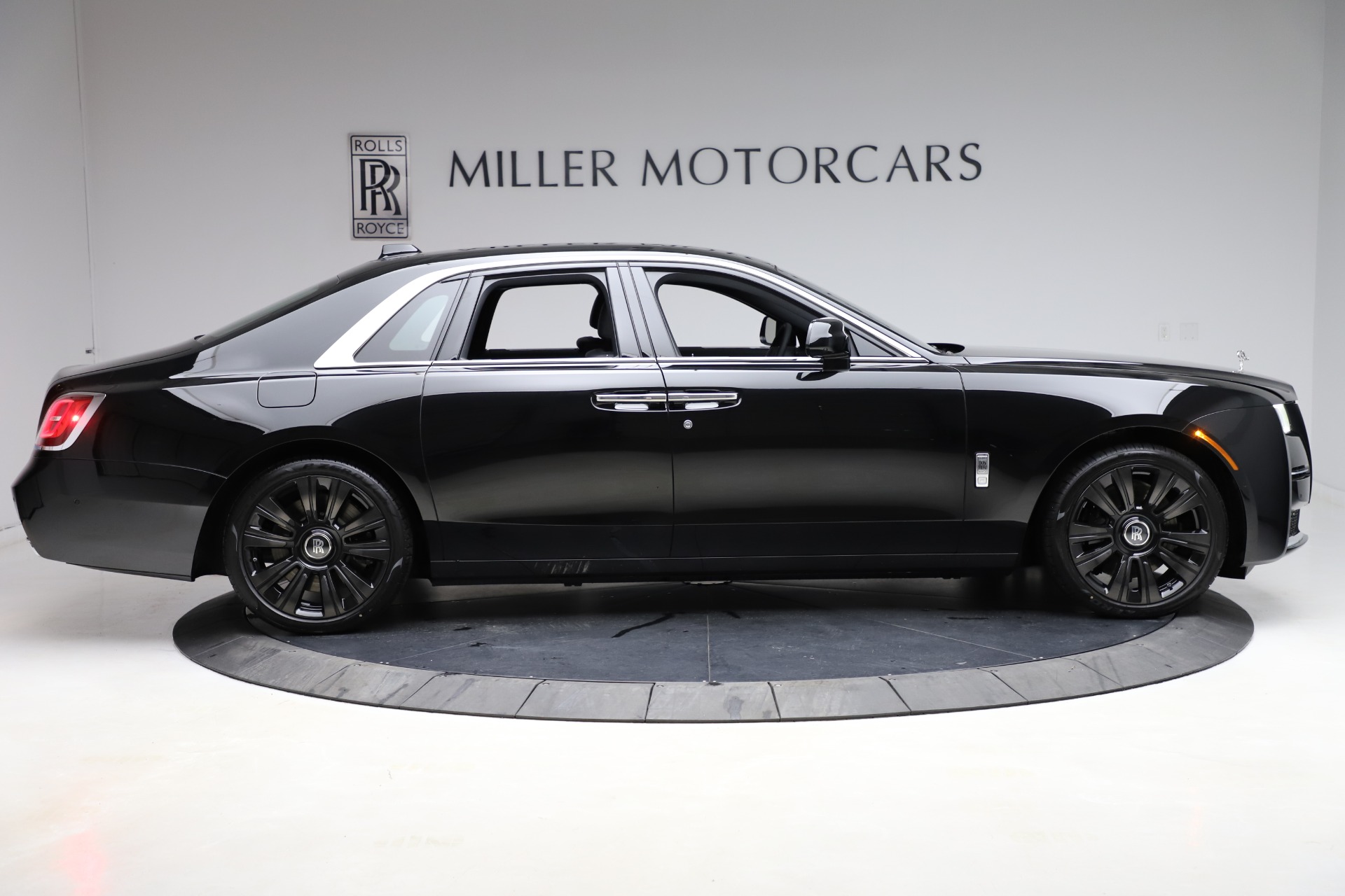 New 2021 Rolls-Royce Ghost | St. Petersburg, FL