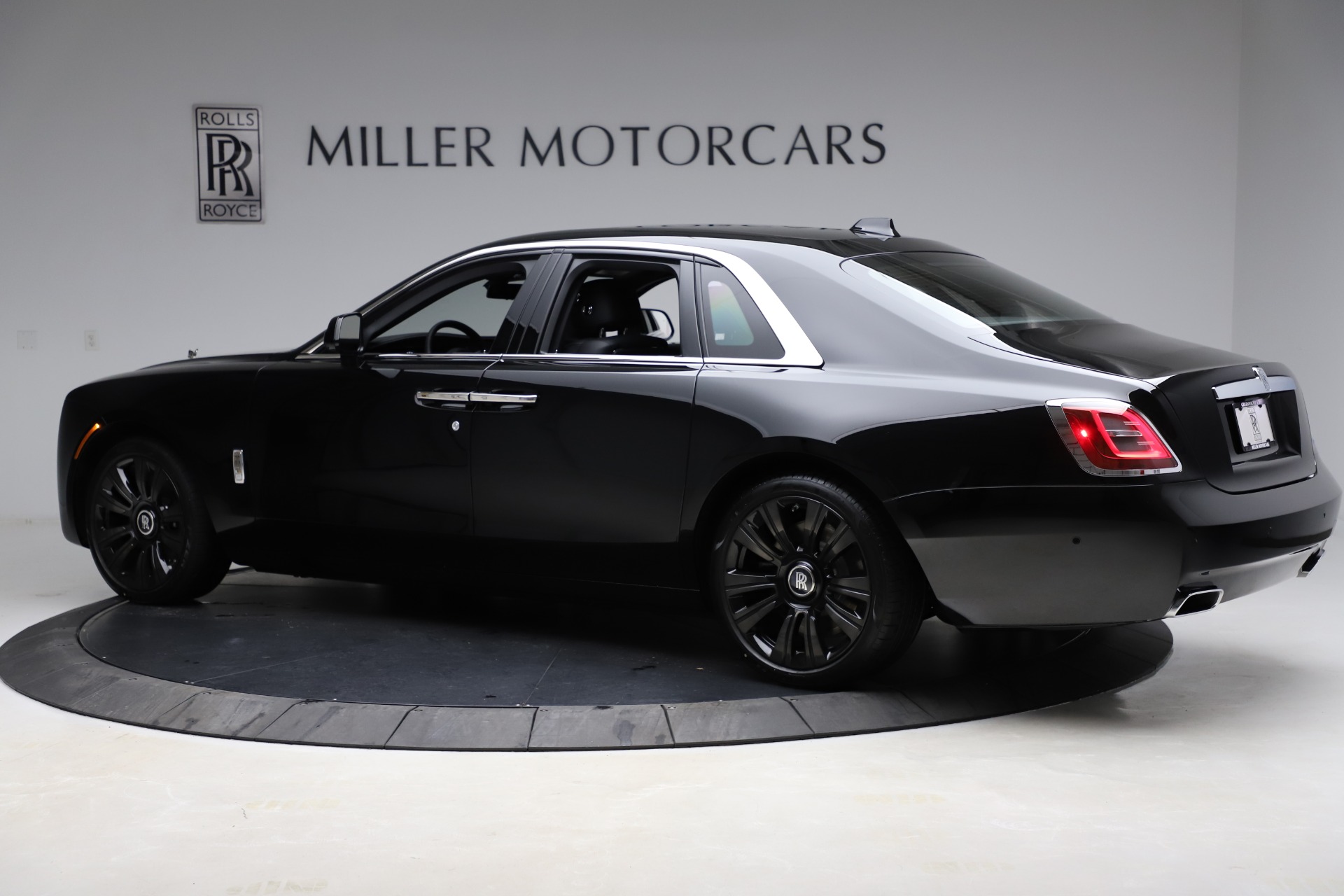 New 2021 Rolls-Royce Ghost | St. Petersburg, FL