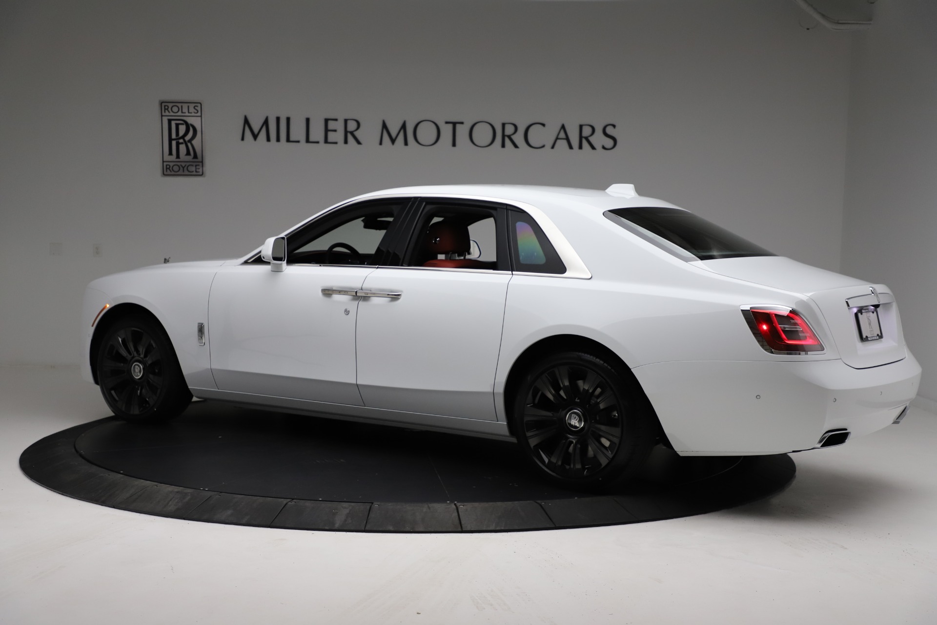 New 2021 Rolls-Royce Ghost | St. Petersburg, FL