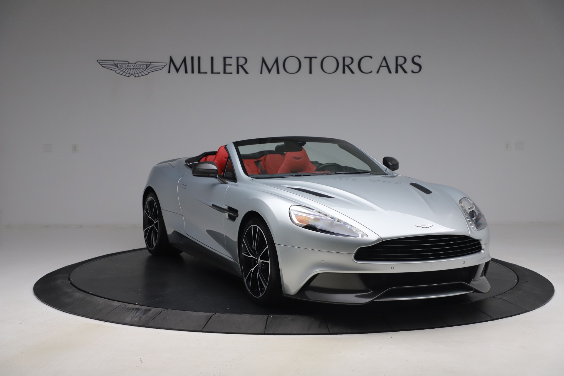 Used 2014 Aston Martin Vanquish Volante | St. Petersburg, FL