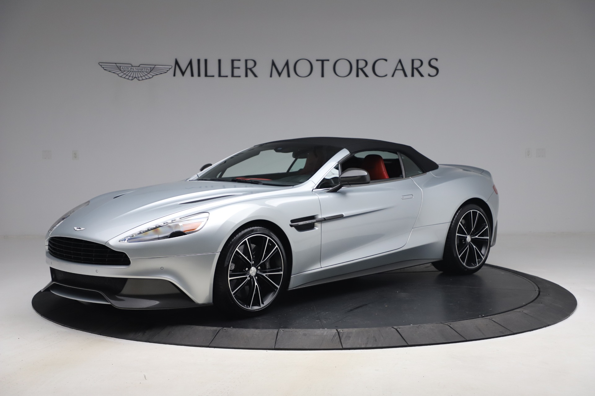 Used 2014 Aston Martin Vanquish Volante | St. Petersburg, FL