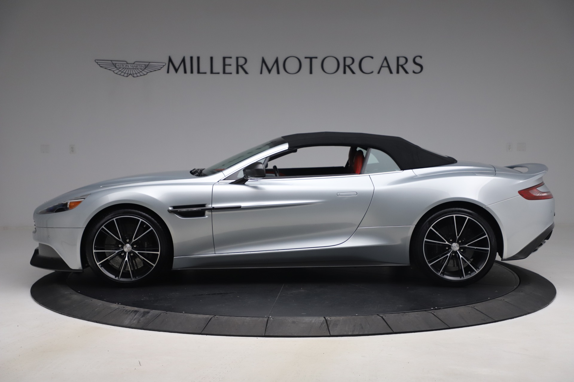 Used 2014 Aston Martin Vanquish Volante | St. Petersburg, FL