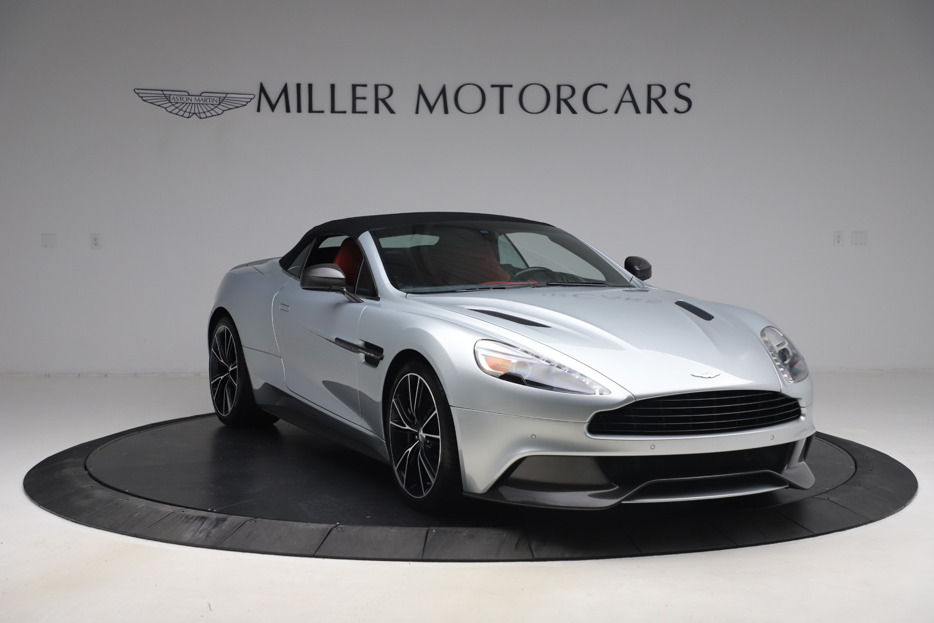 Used 2014 Aston Martin Vanquish Volante | St. Petersburg, FL