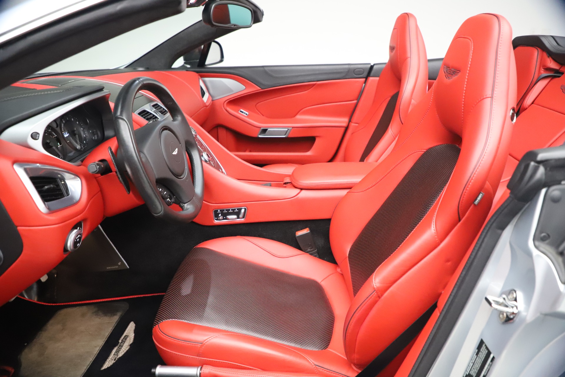 Used 2014 Aston Martin Vanquish Volante | St. Petersburg, FL