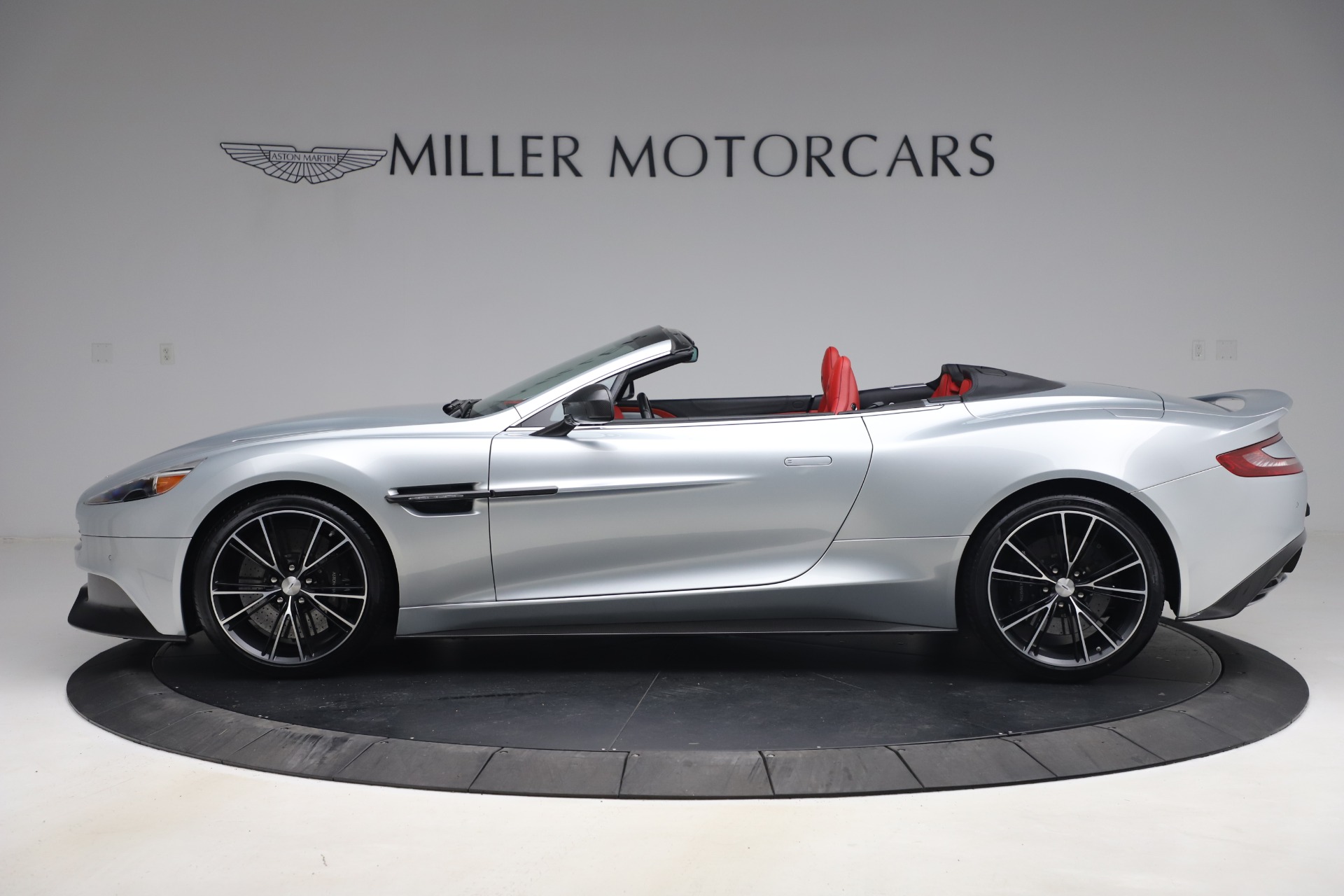 Used 2014 Aston Martin Vanquish Volante | St. Petersburg, FL