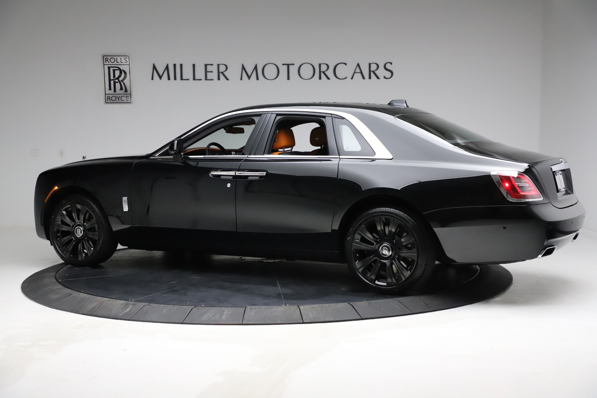 New 2021 Rolls-Royce Ghost | St. Petersburg, FL