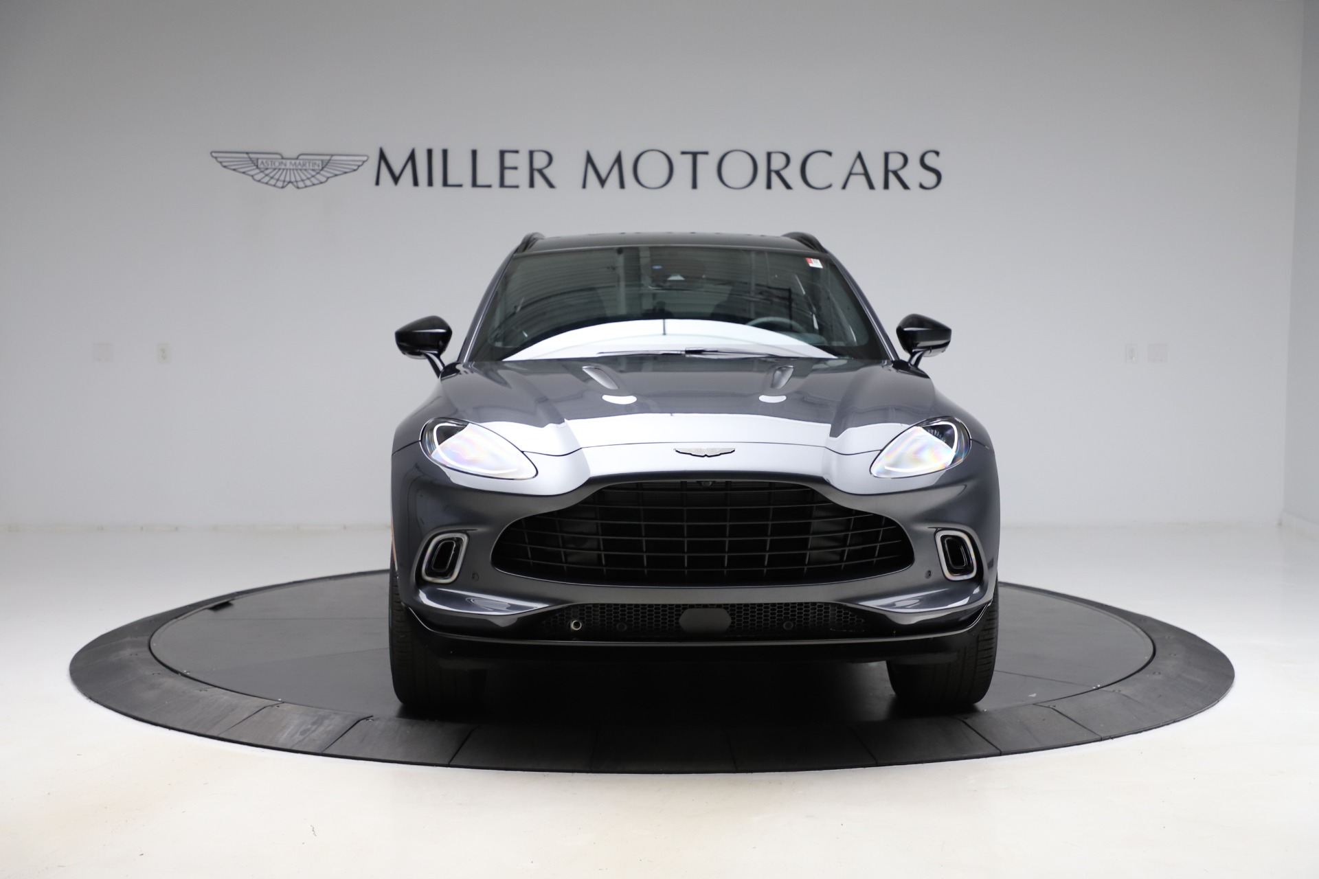 New 2021 Aston Martin DBX | St. Petersburg, FL