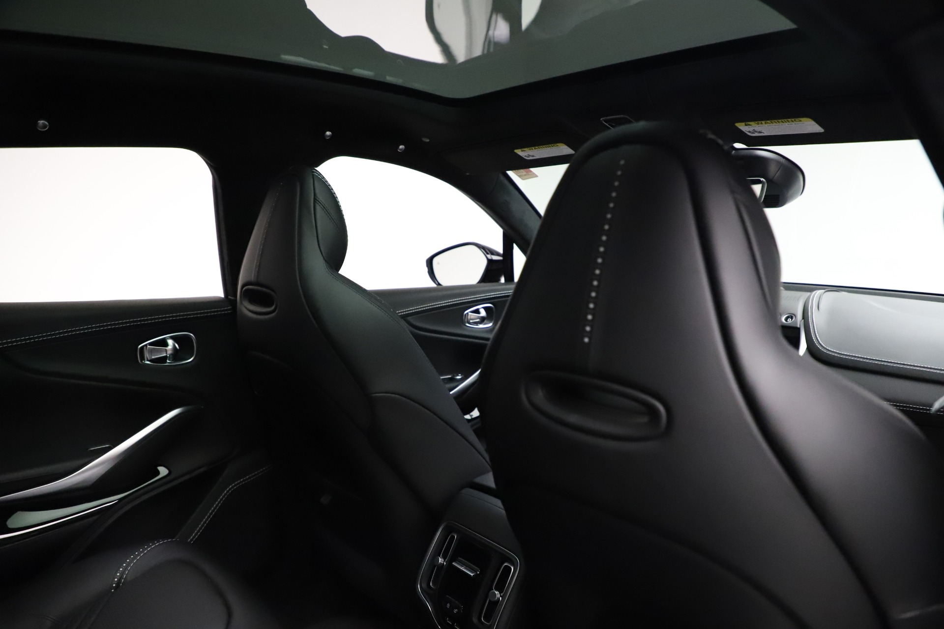 New 2021 Aston Martin DBX | St. Petersburg, FL