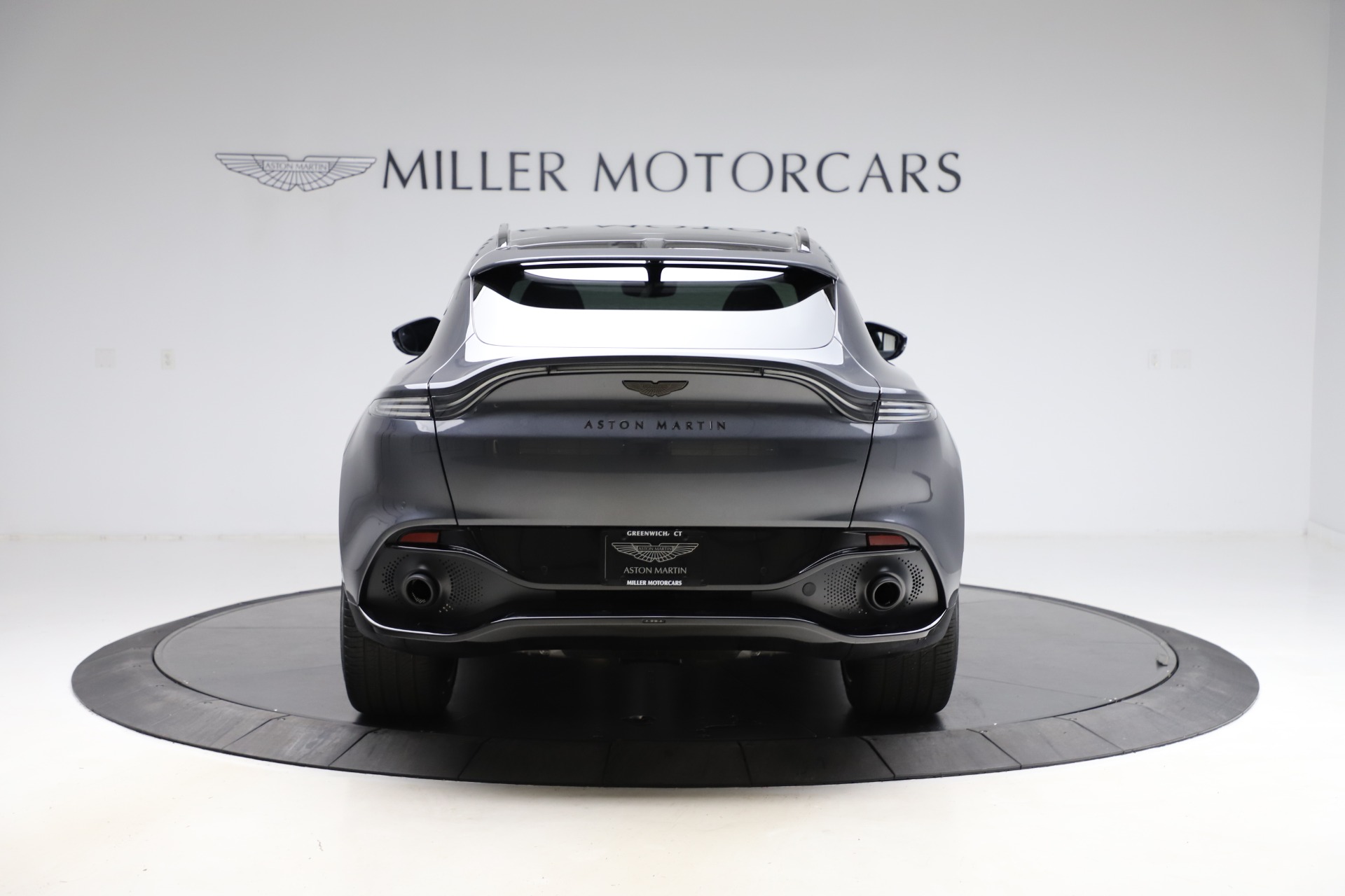 New 2021 Aston Martin DBX | St. Petersburg, FL