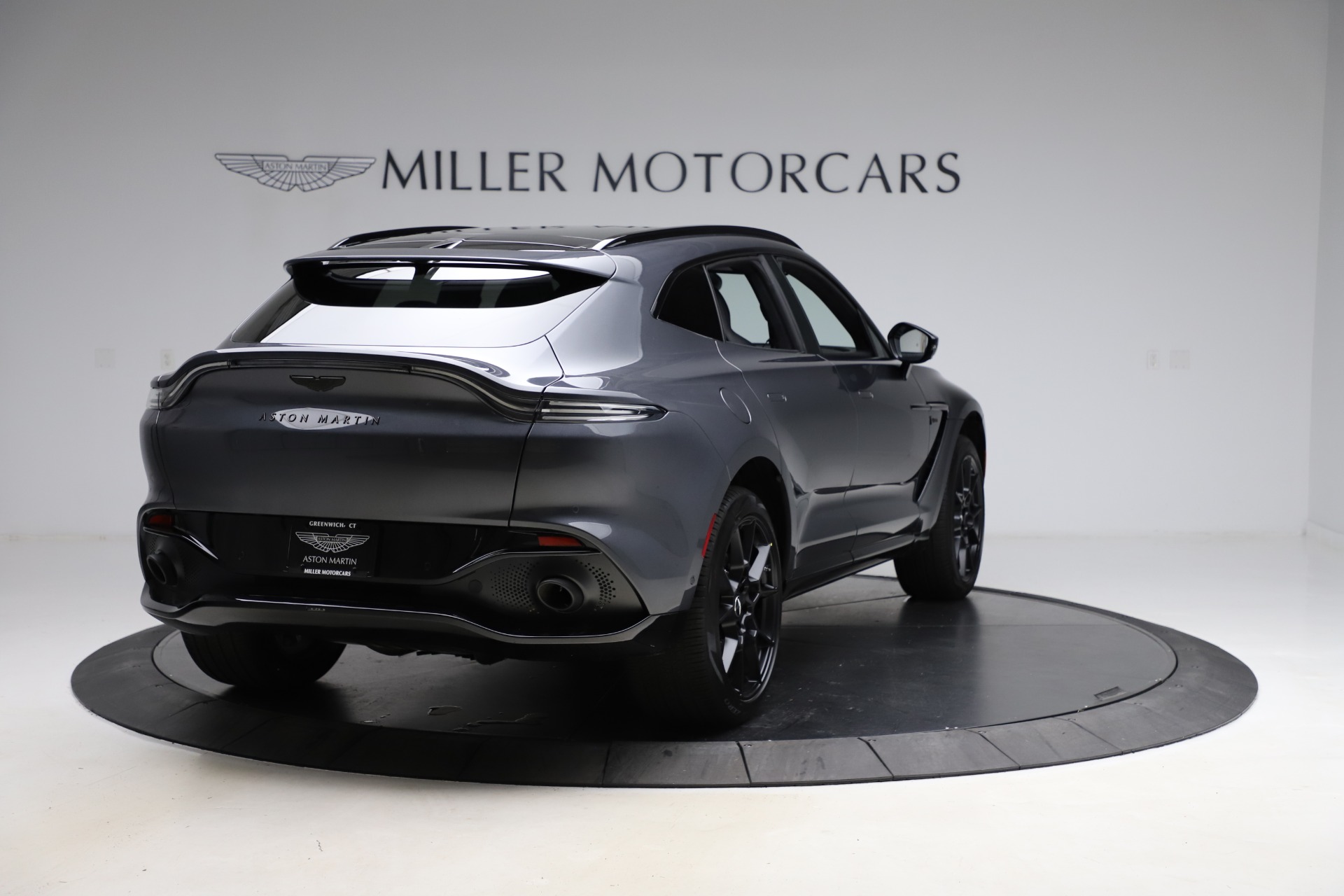 New 2021 Aston Martin DBX | St. Petersburg, FL