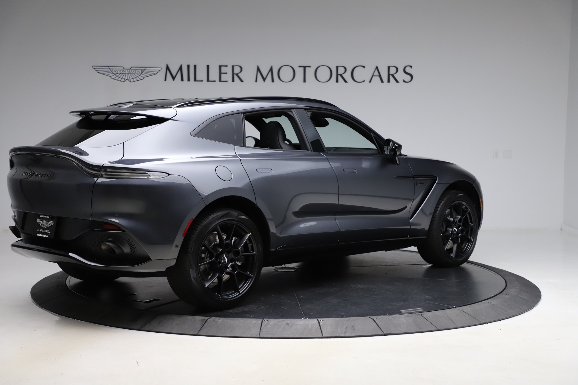 New 2021 Aston Martin DBX | St. Petersburg, FL