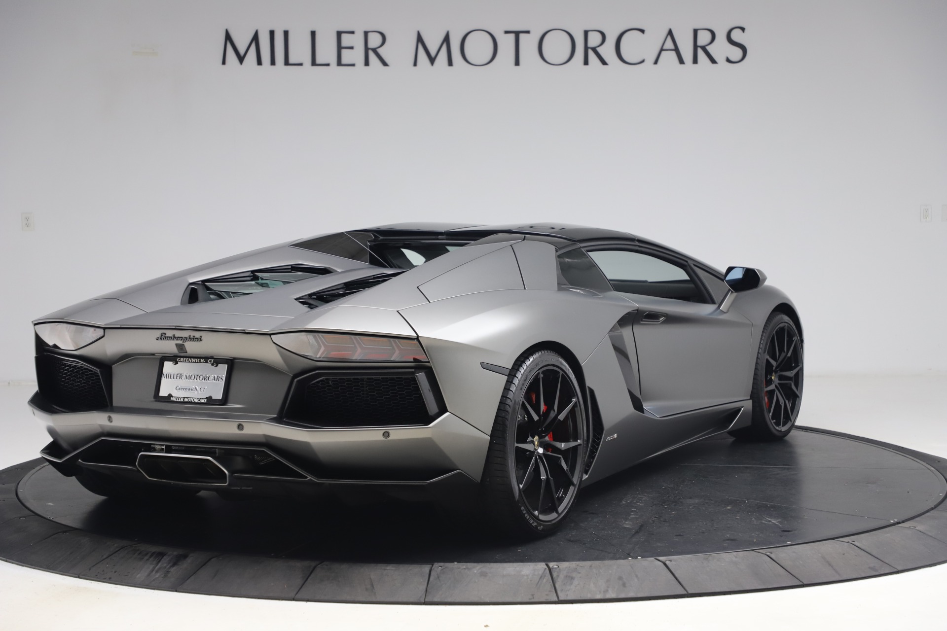 Used 2015 Lamborghini Aventador Roadster LP 700-4 | St. Petersburg, FL