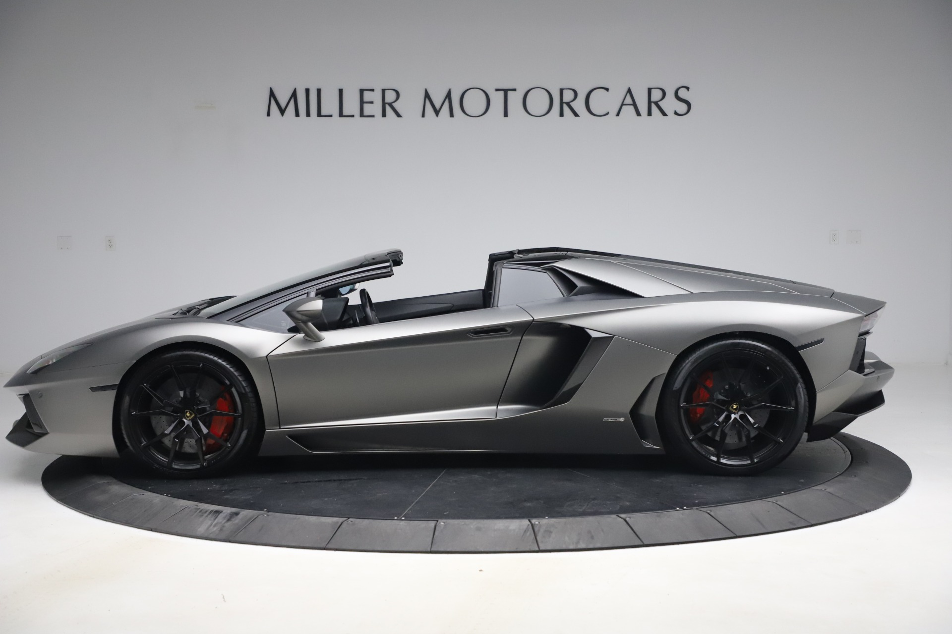 Used 2015 Lamborghini Aventador Roadster LP 700-4 | St. Petersburg, FL
