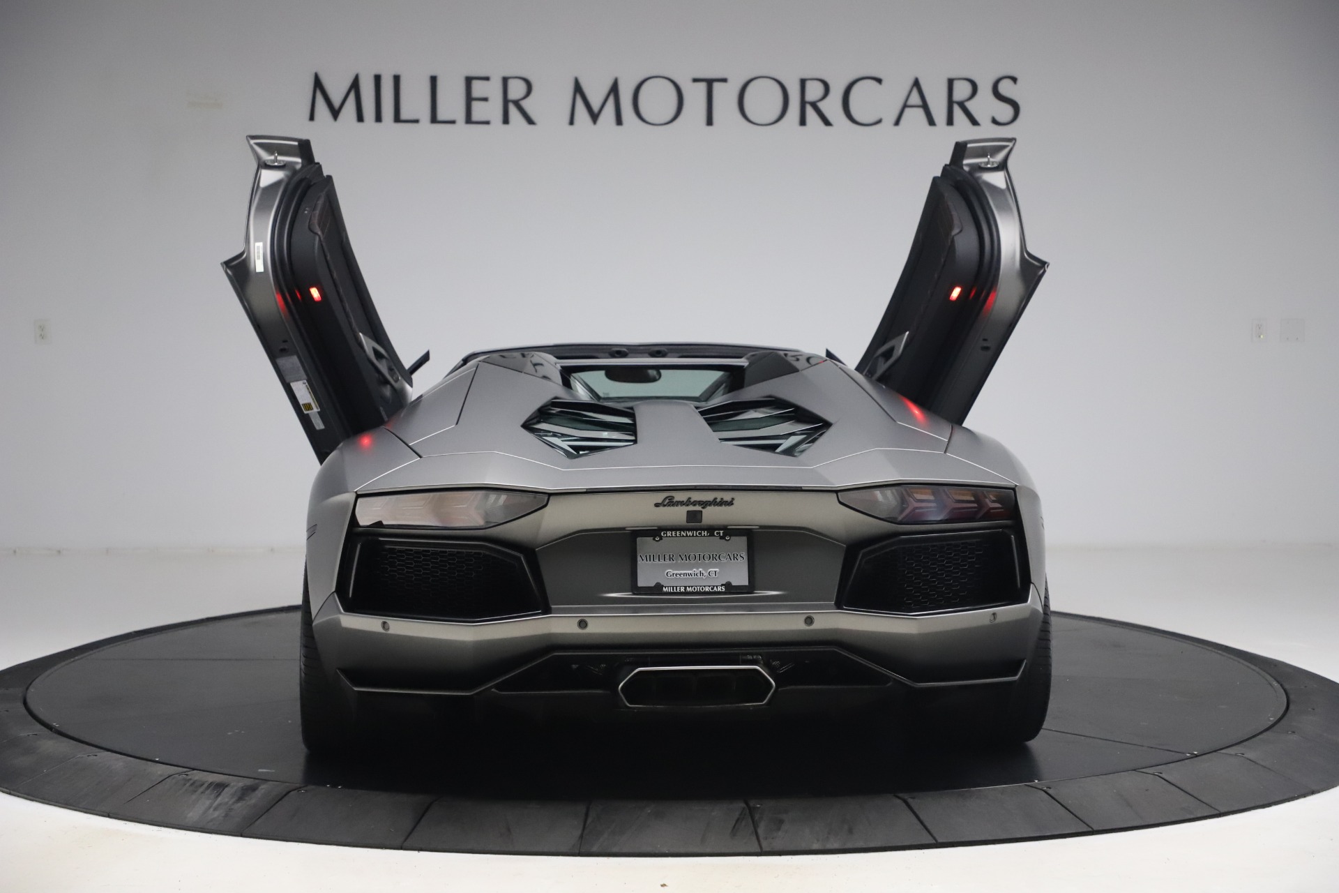 Used 2015 Lamborghini Aventador Roadster LP 700-4 | St. Petersburg, FL