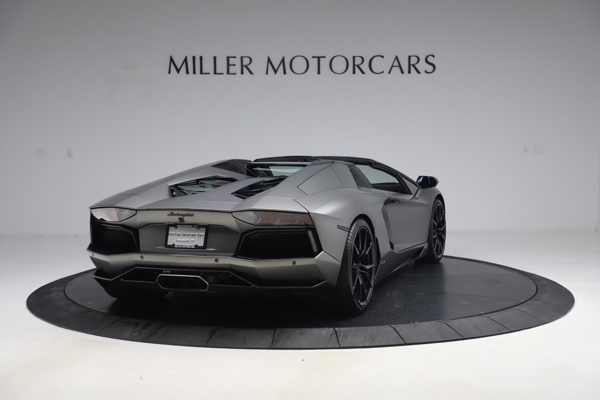 Used 2015 Lamborghini Aventador Roadster LP 700-4 | St. Petersburg, FL