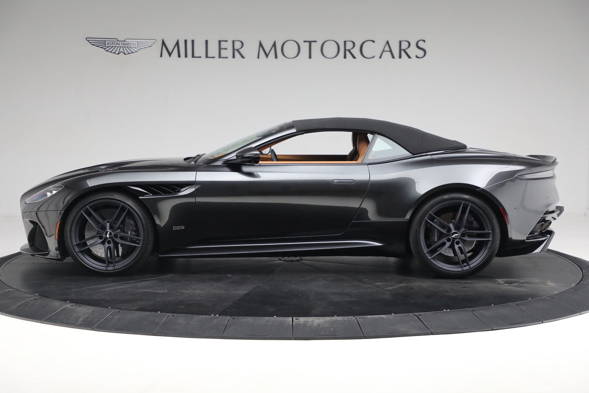 New 2021 Aston Martin DBS Superleggera Volante Convertible | St. Petersburg, FL