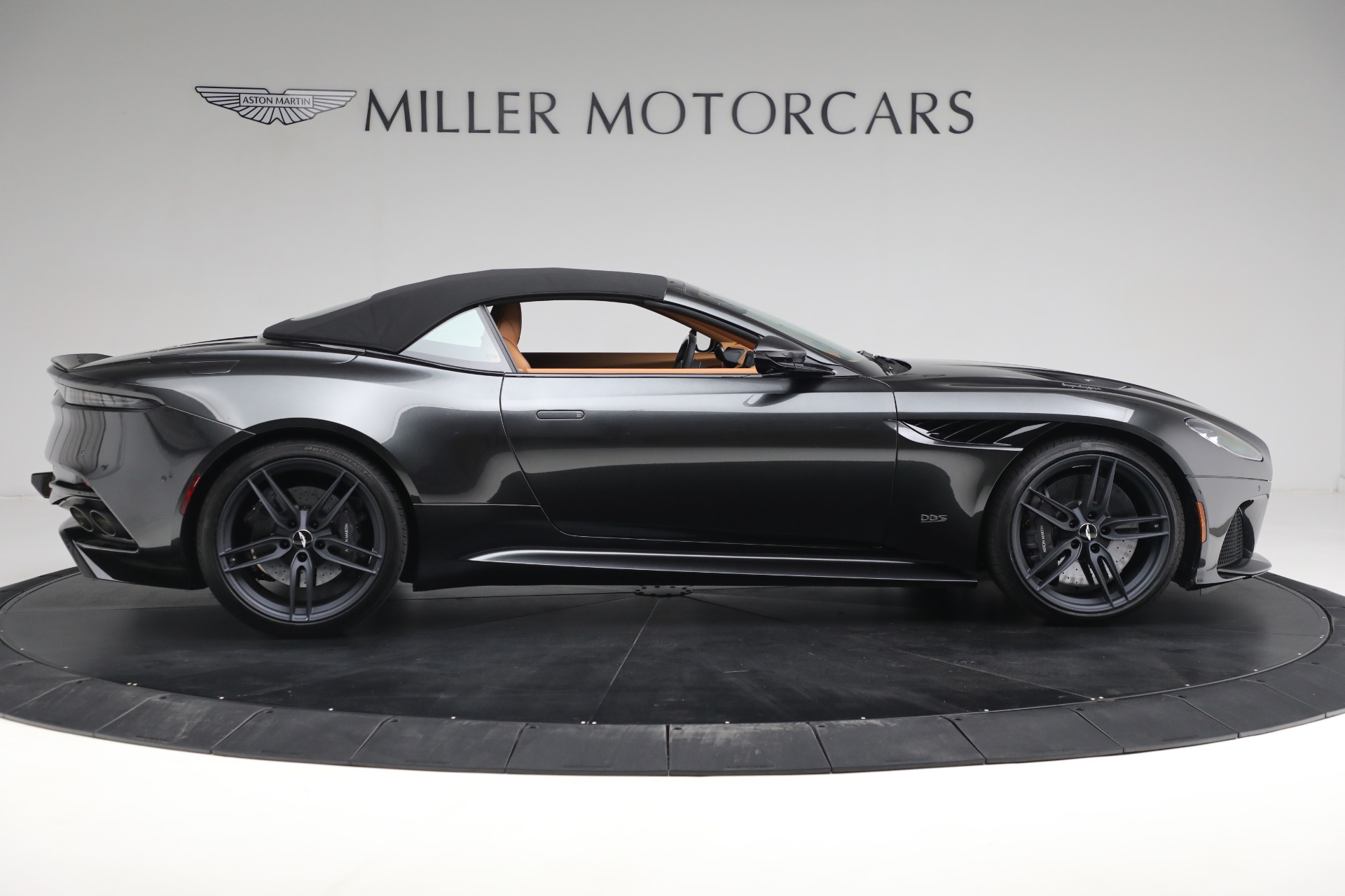 New 2021 Aston Martin DBS Superleggera Volante Convertible | St. Petersburg, FL
