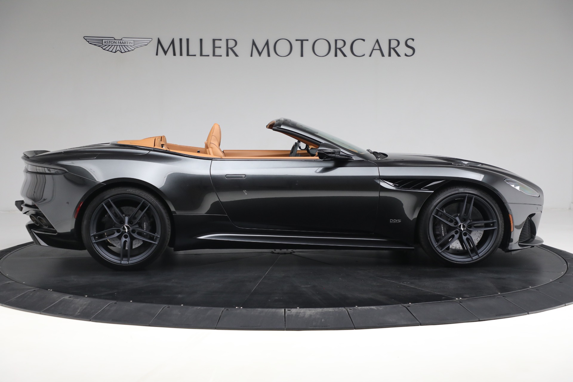 New 2021 Aston Martin DBS Superleggera Volante Convertible | St. Petersburg, FL