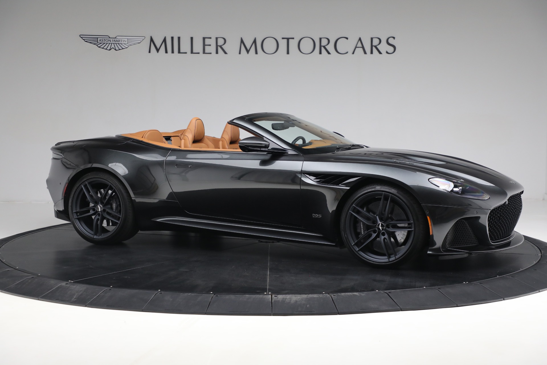 New 2021 Aston Martin DBS Superleggera Volante Convertible | St. Petersburg, FL