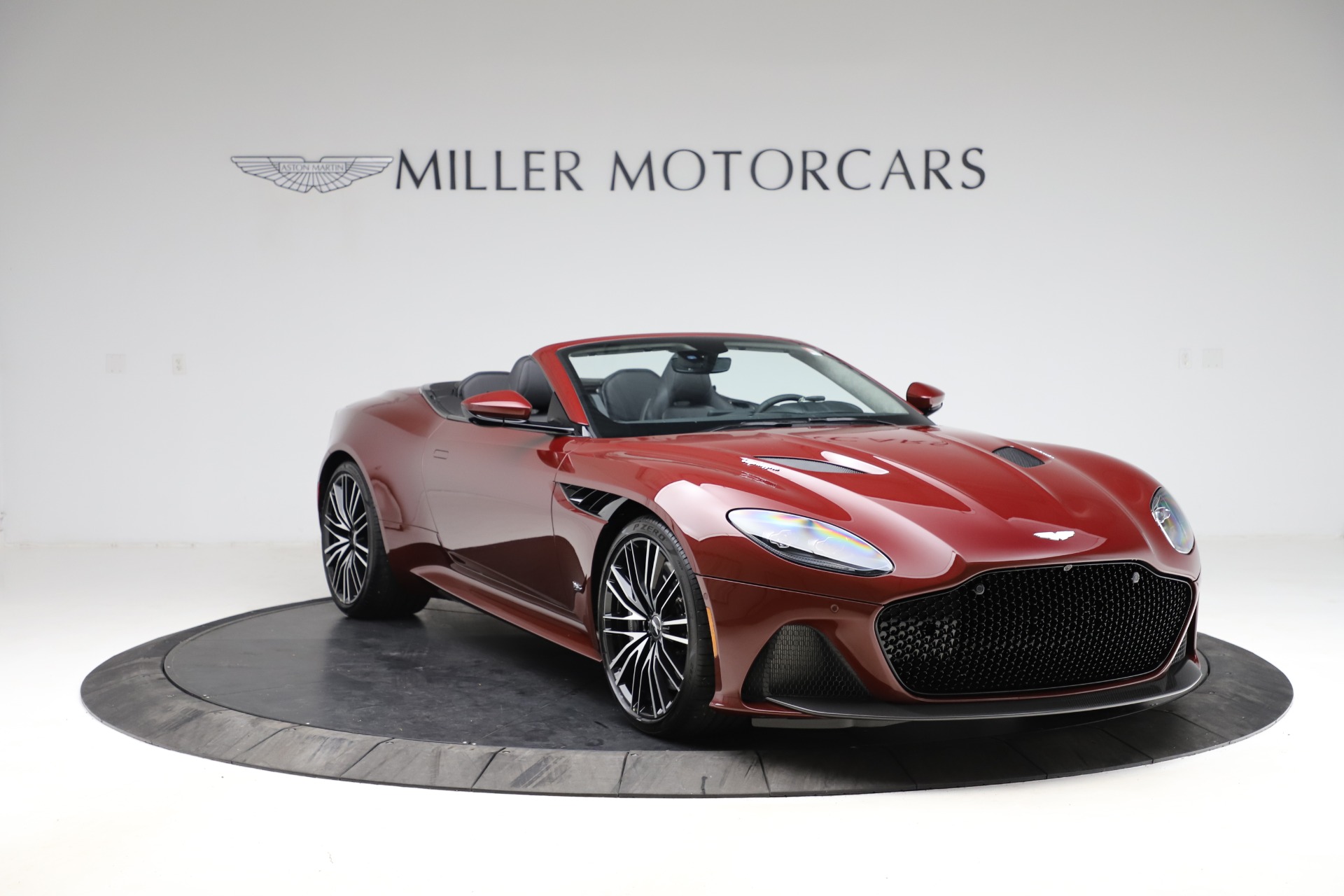 New 2021 Aston Martin DBS Superleggera Volante | St. Petersburg, FL