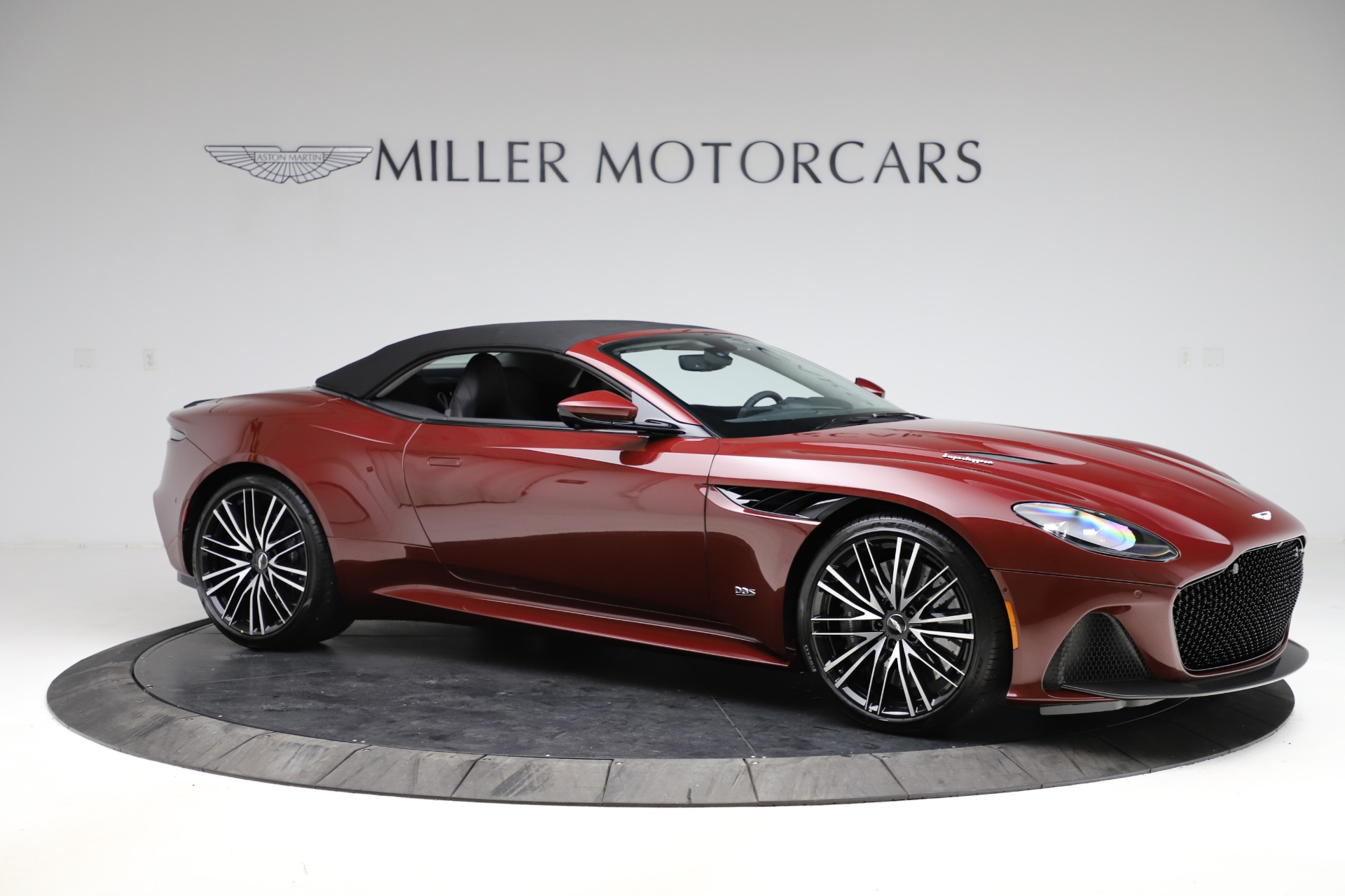 New 2021 Aston Martin DBS Superleggera Volante | St. Petersburg, FL