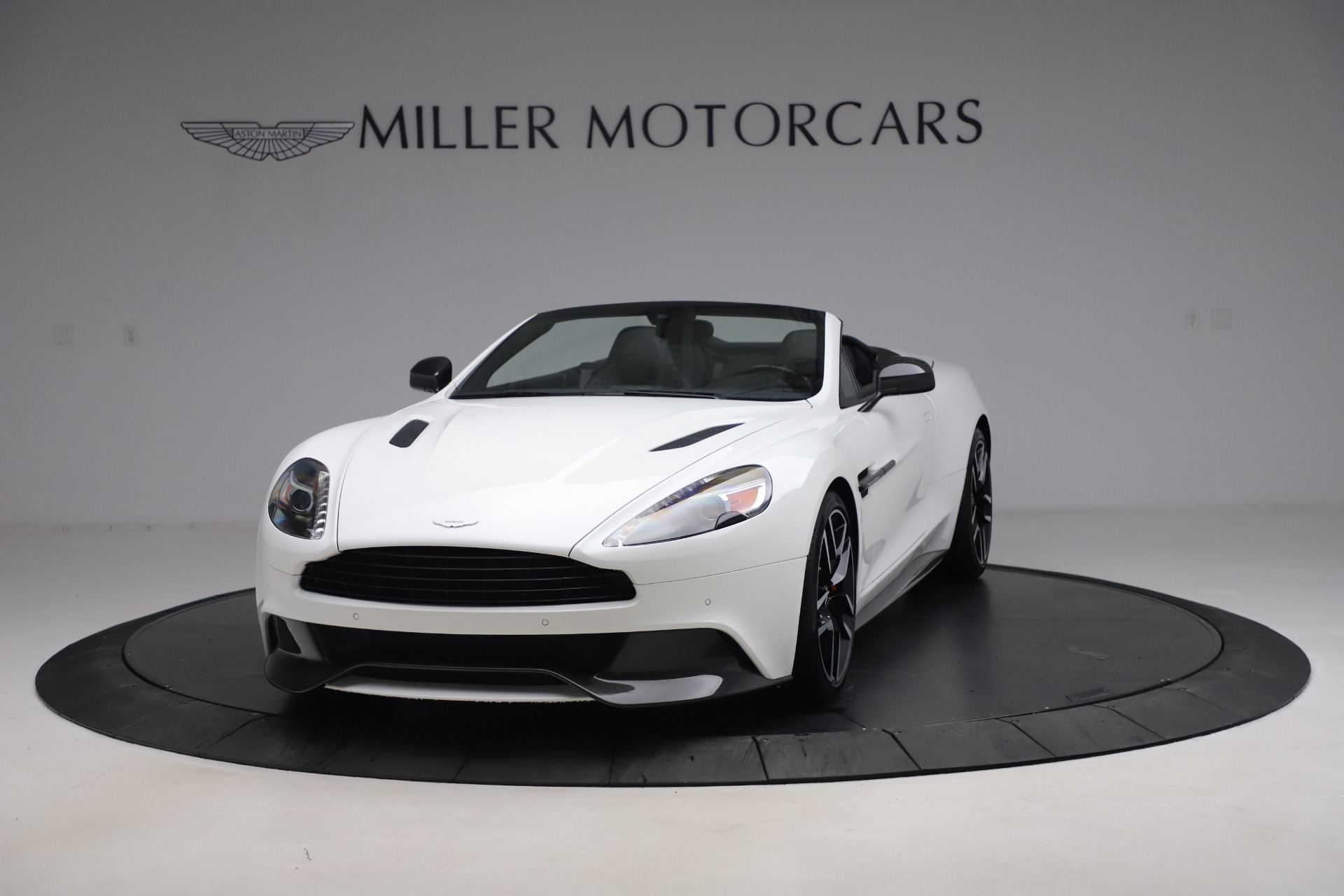 Used 2015 Aston Martin Vanquish Volante | St. Petersburg, FL