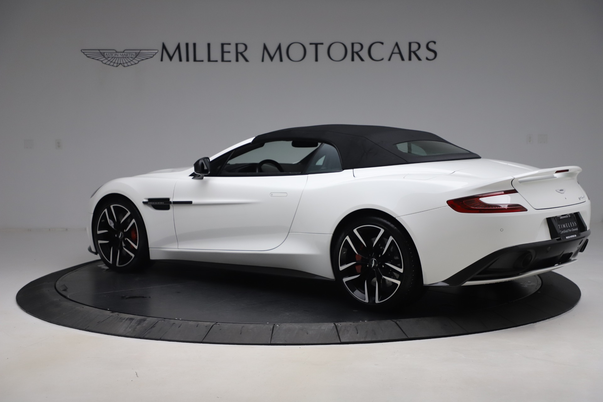 Used 2015 Aston Martin Vanquish Volante | St. Petersburg, FL