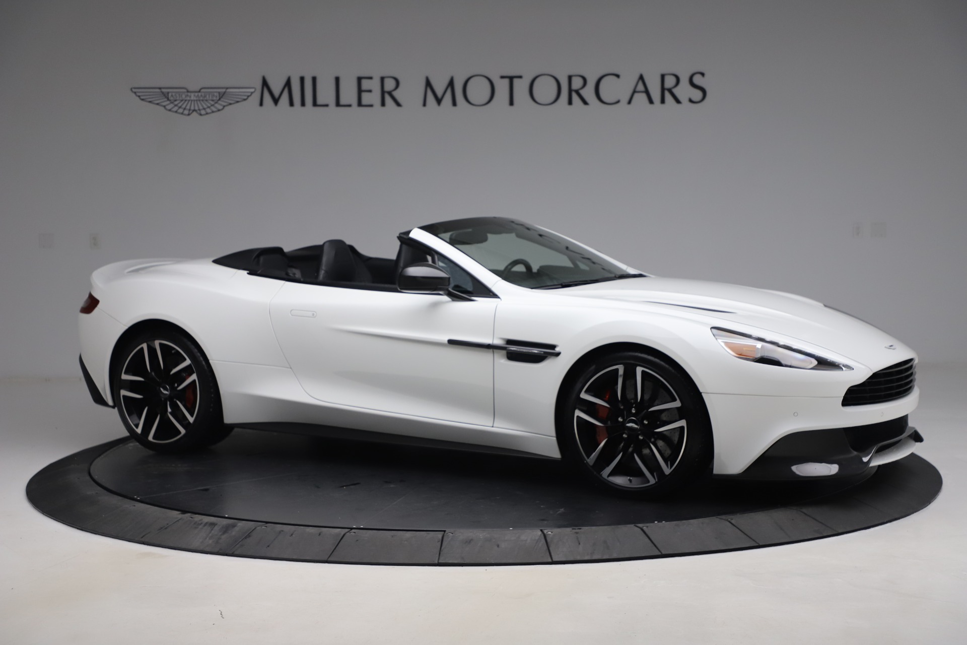Used 2015 Aston Martin Vanquish Volante | St. Petersburg, FL