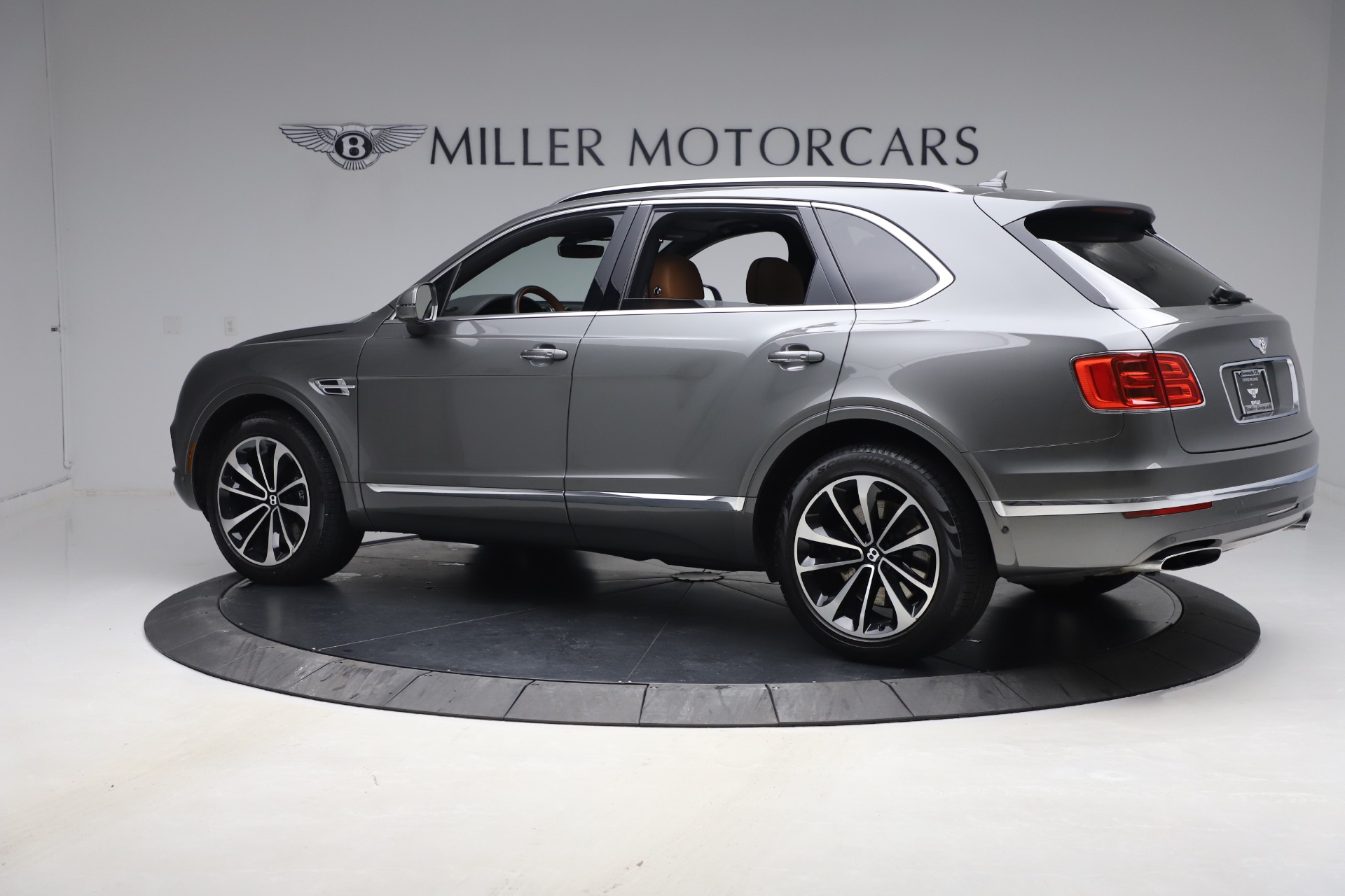Used 2018 Bentley Bentayga W12 | St. Petersburg, FL