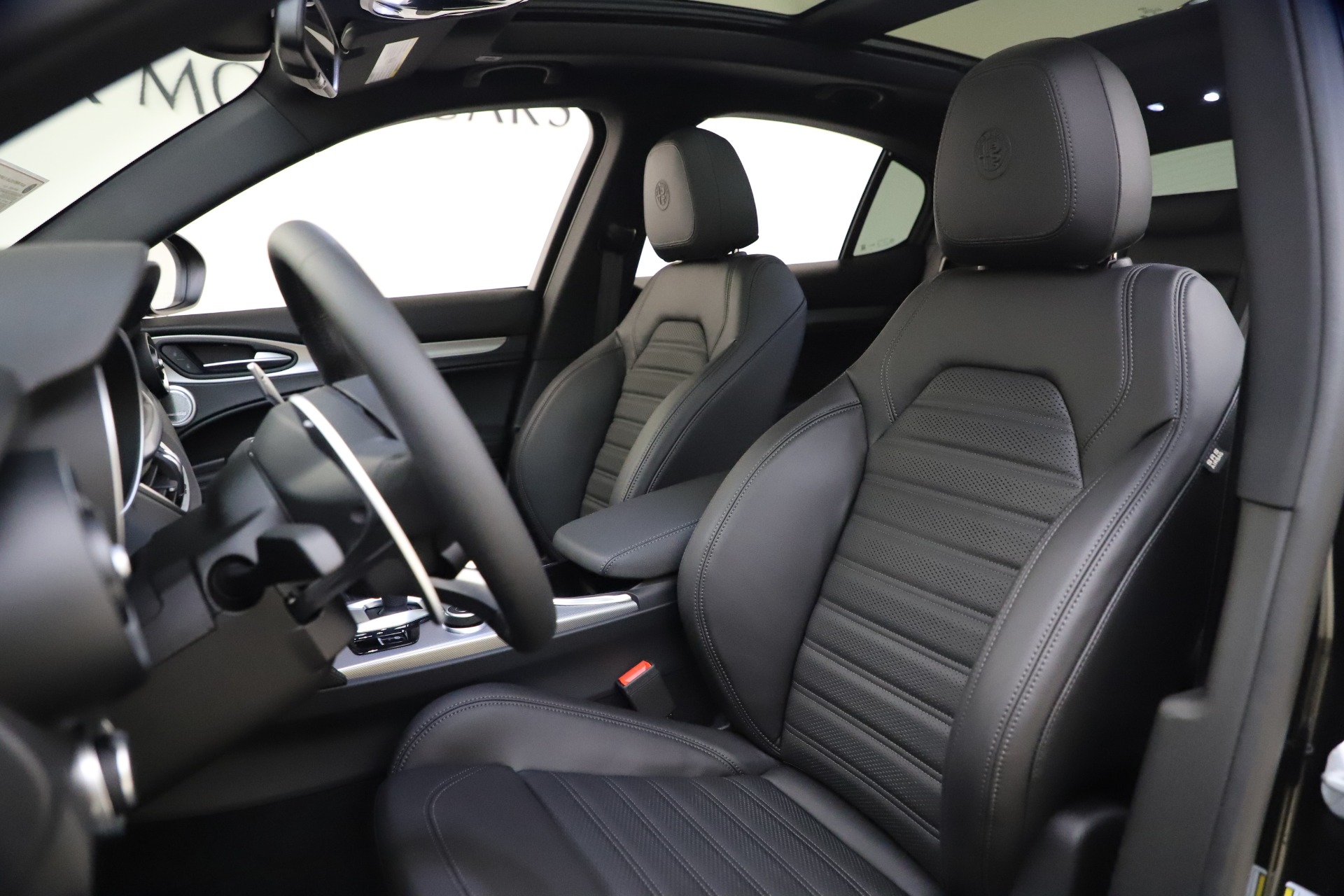 New 2020 Alfa Romeo Stelvio Ti Sport Q4 | St. Petersburg, FL