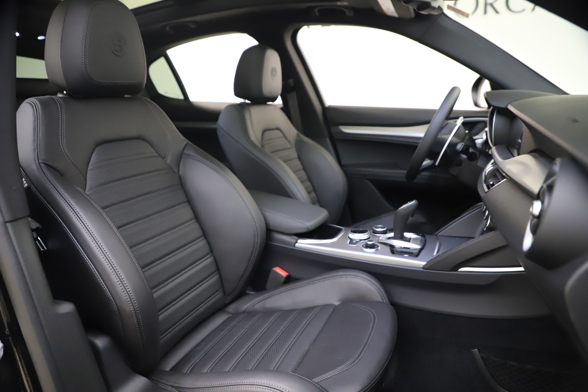 New 2020 Alfa Romeo Stelvio Ti Sport Q4 | St. Petersburg, FL