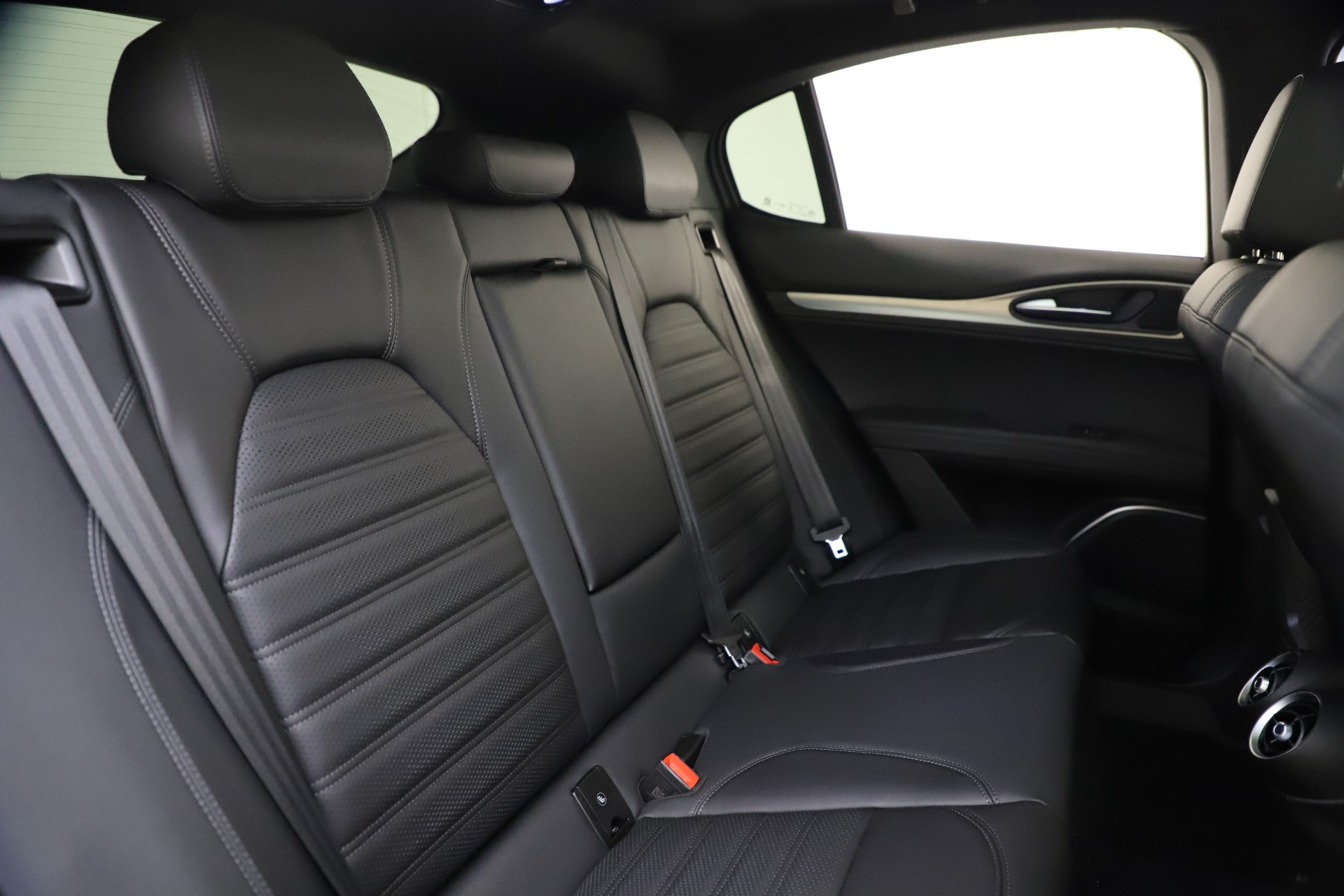 New 2020 Alfa Romeo Stelvio Ti Sport Q4 | St. Petersburg, FL
