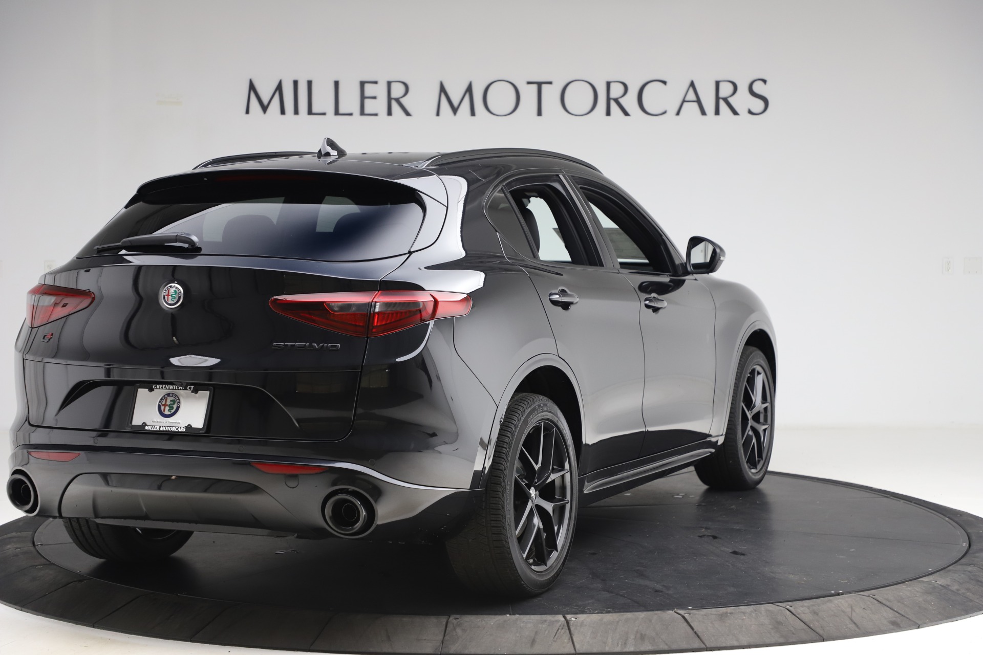 New 2020 Alfa Romeo Stelvio Ti Sport Q4 | St. Petersburg, FL