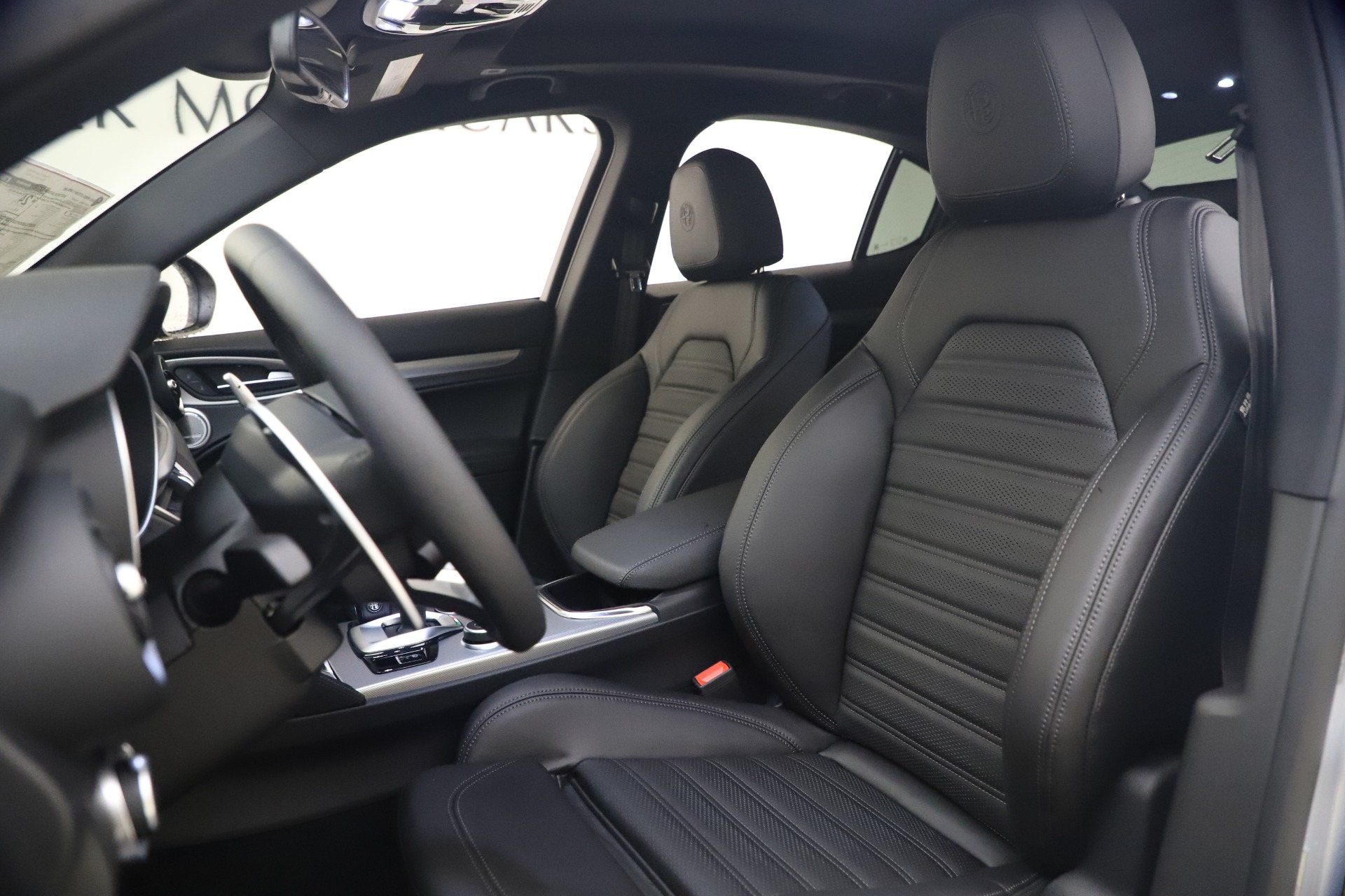 New 2020 Alfa Romeo Stelvio Ti Sport Q4 | St. Petersburg, FL