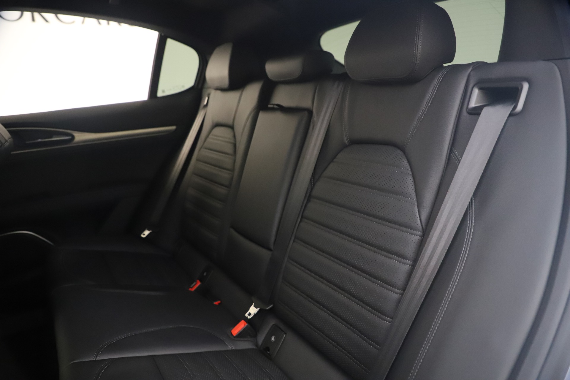 New 2020 Alfa Romeo Stelvio Ti Sport Q4 | St. Petersburg, FL
